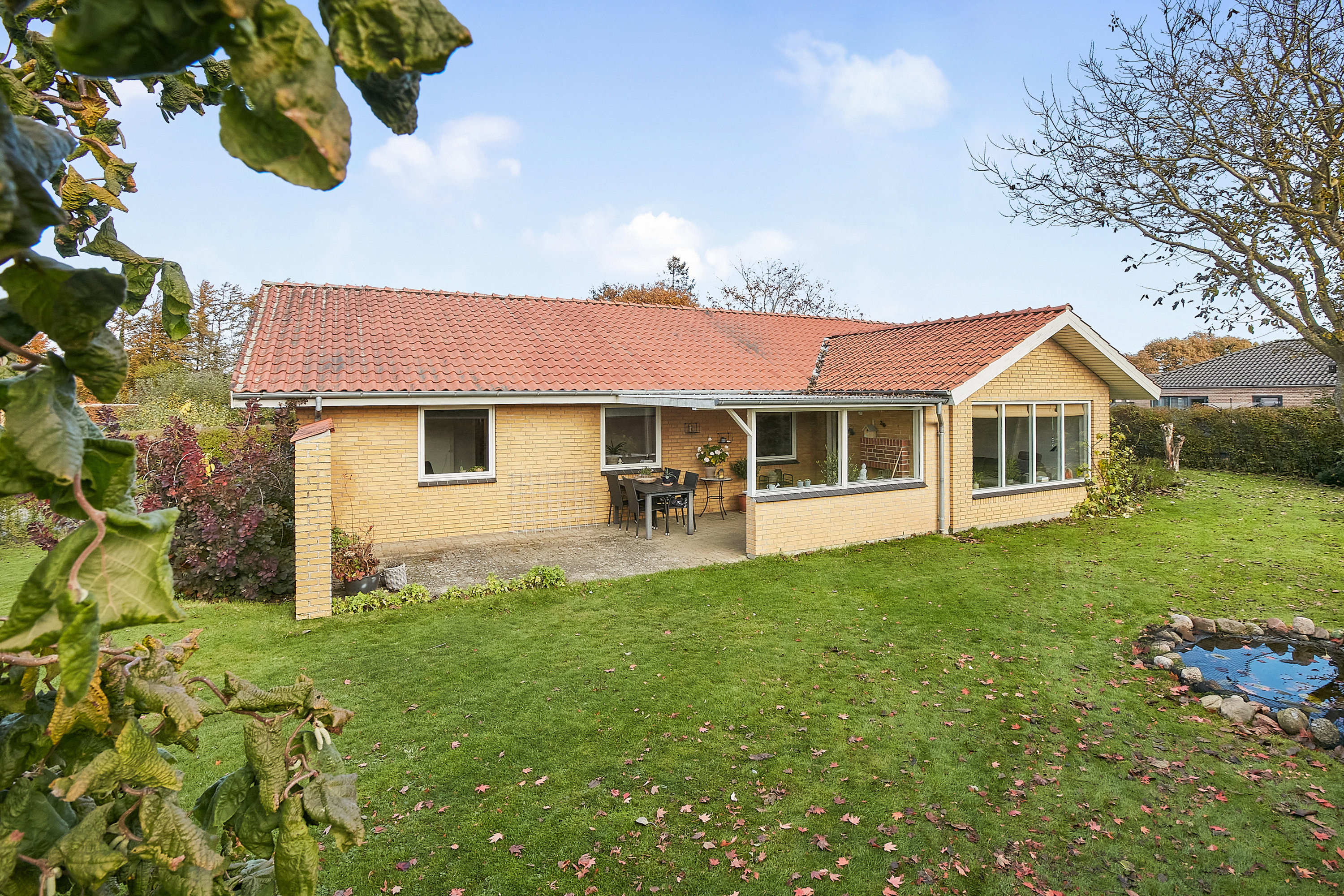 Fremhævet  billede i fuldskærmstilstand. Billede af Åparken 18, 7171 Uldum