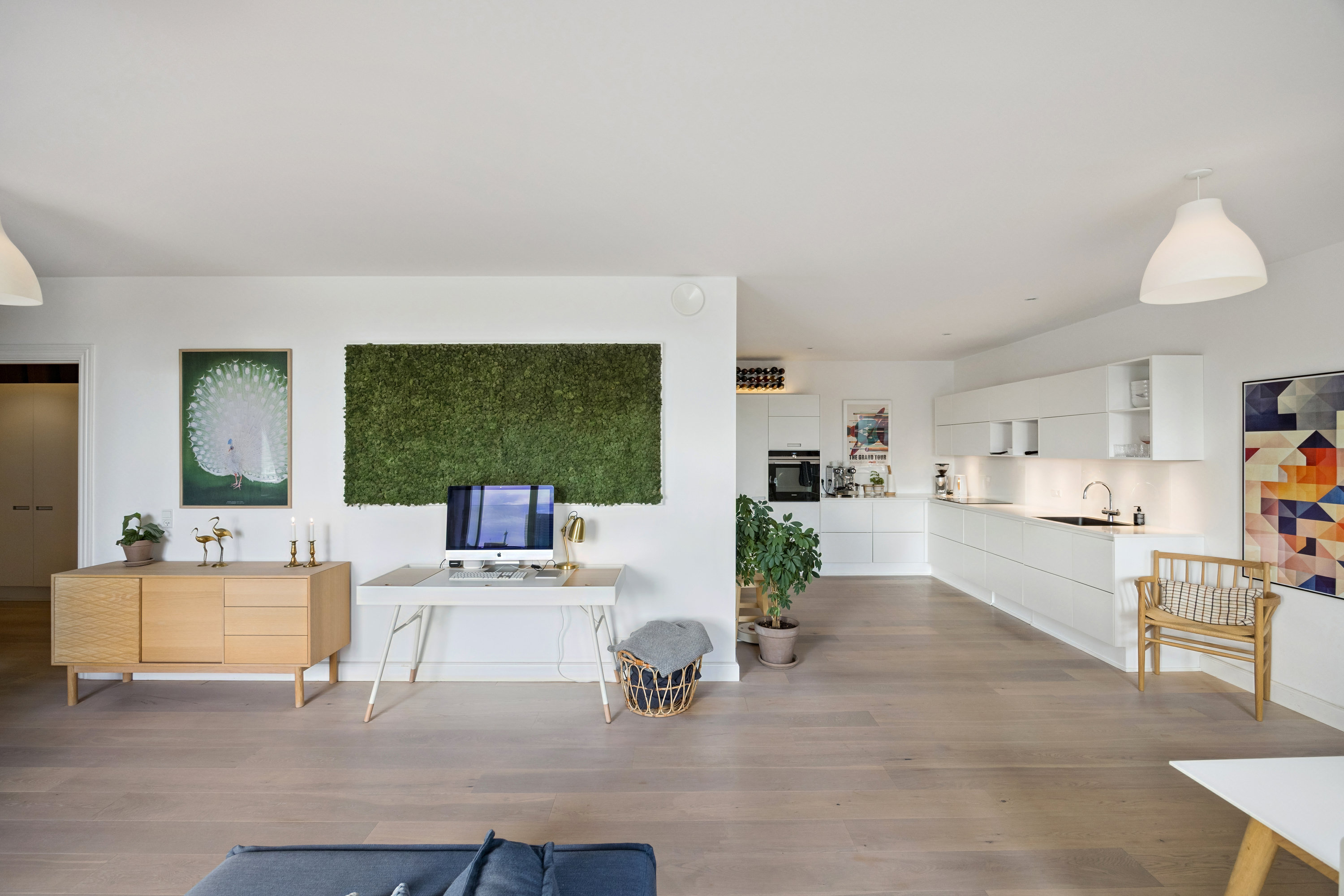 Fremhævet stue billede i fuldskærmstilstand. Billede af Norsvej 1, 3. 4., 1916 Frederiksberg C