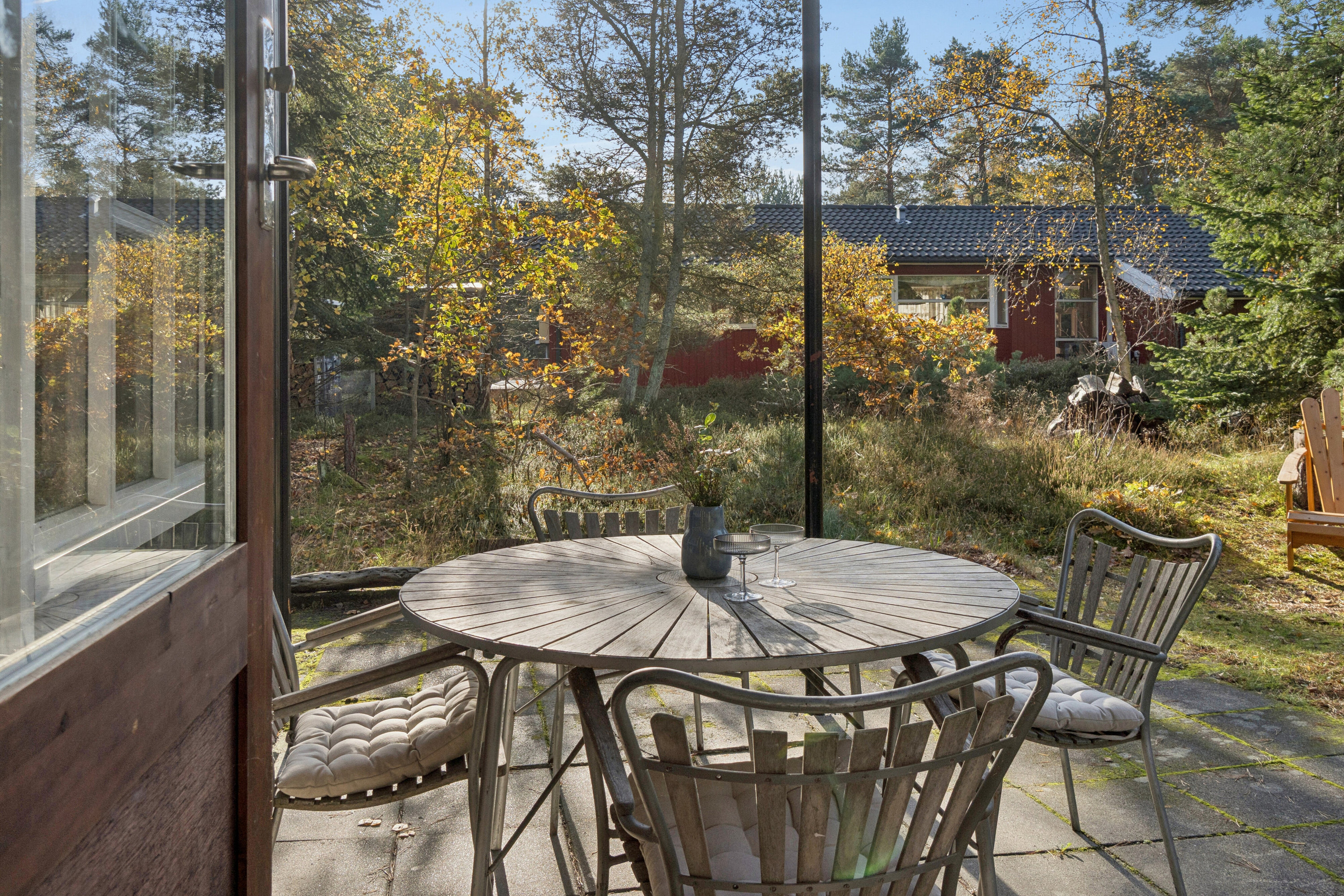 Fremhævet terrasse billede i fuldskærmstilstand. Billede af Vigen 2, Snogebæk, 3730 Nexø