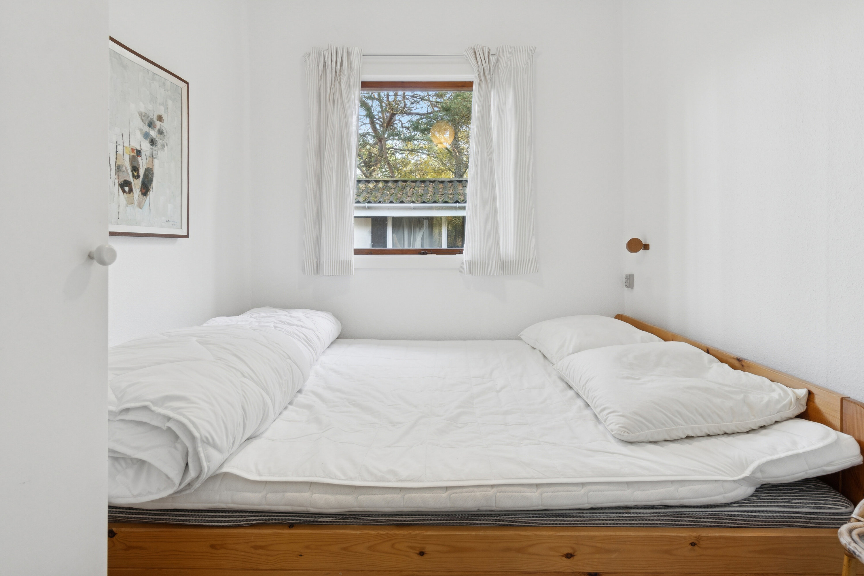 Fremhævet soveværelse billede i fuldskærmstilstand. Billede af Vigen 2, Snogebæk, 3730 Nexø