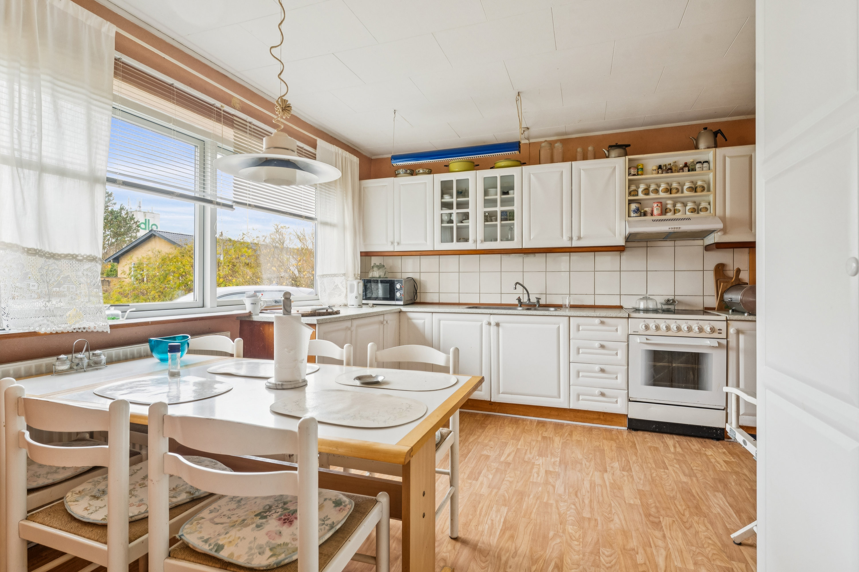 Fremhævet køkken billede i fuldskærmstilstand. Billede af Kildebakken 6, Ø Tørslev, 8983 Gjerlev J