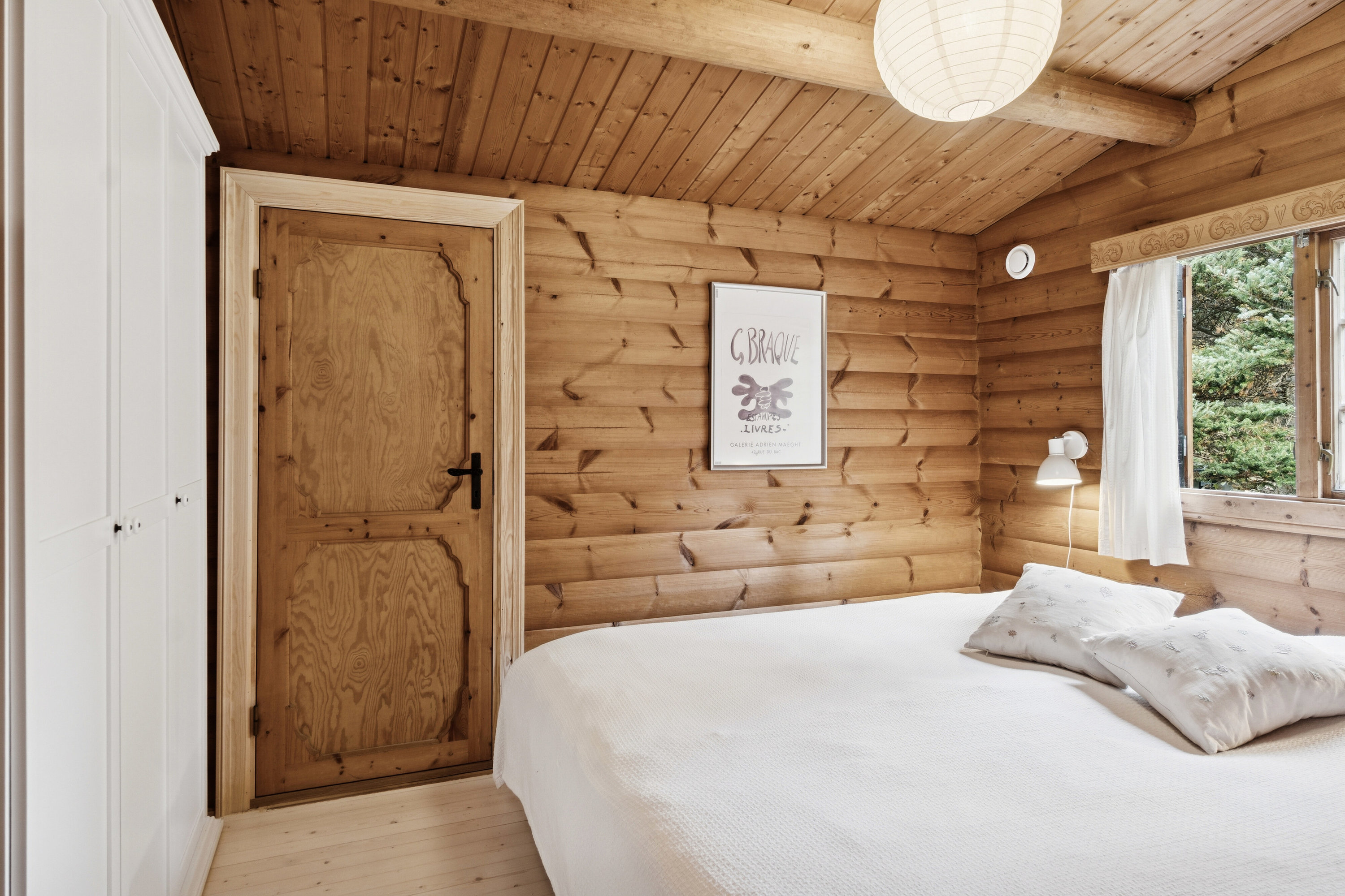 Fremhævet soveværelse billede i fuldskærmstilstand. Billede af Lindevangen 1, 4581 Rørvig