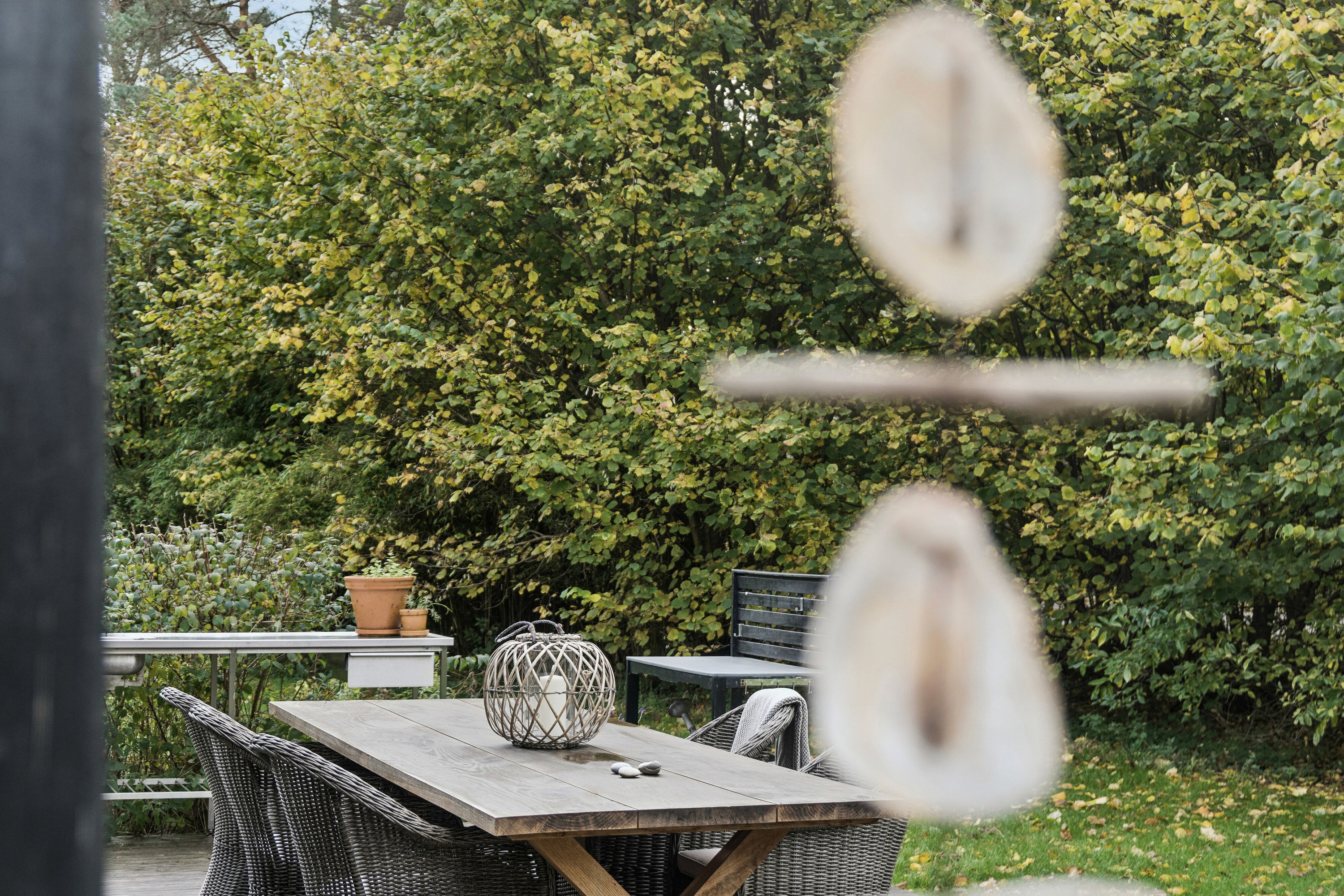 Fremhævet set fra haven billede i fuldskærmstilstand. Billede af Lindevangen 1, 4581 Rørvig