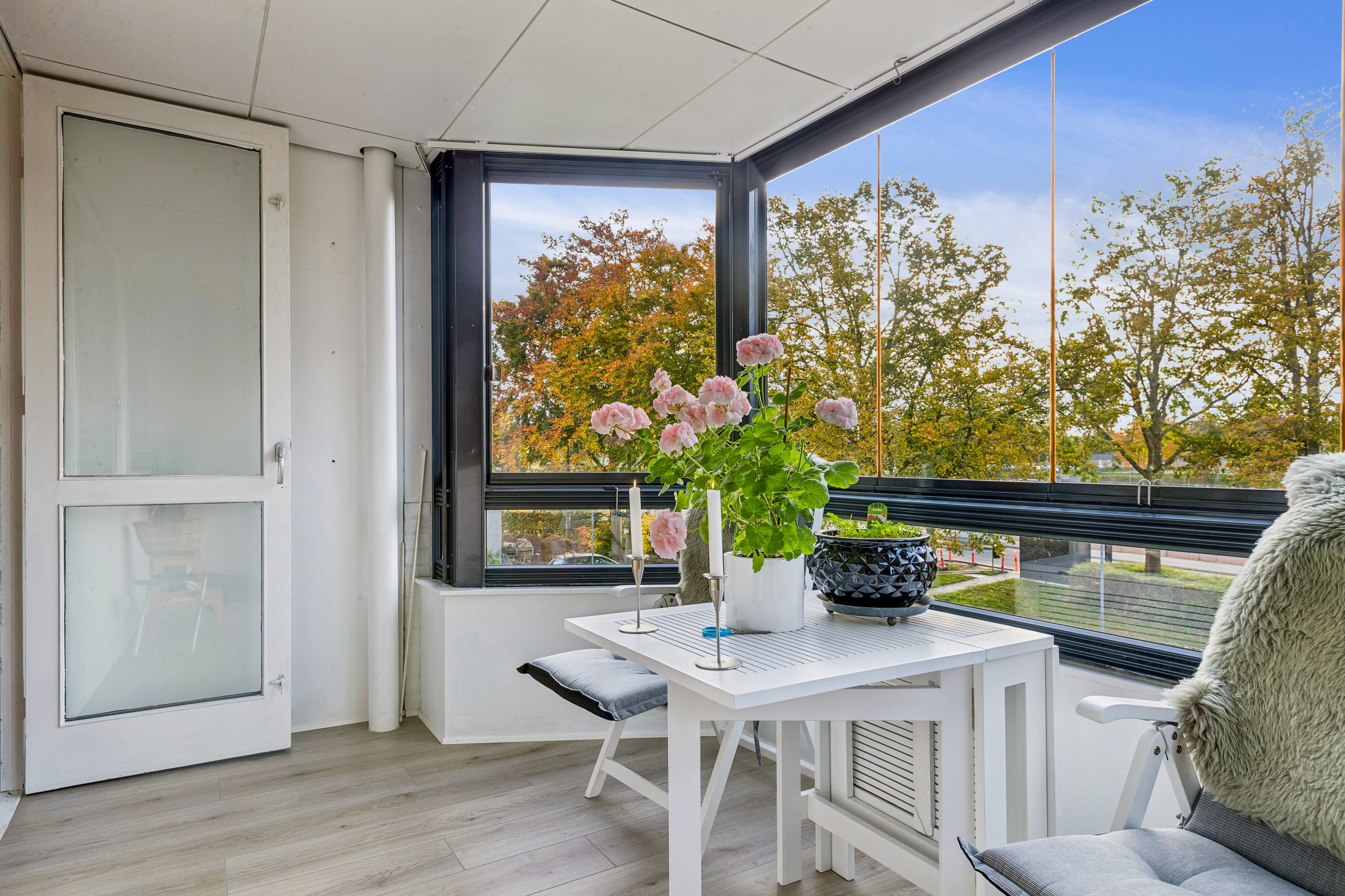 Fremhævet altan billede i fuldskærmstilstand. Billede af Snerlevej 60, 1. th., 3000 Helsingør