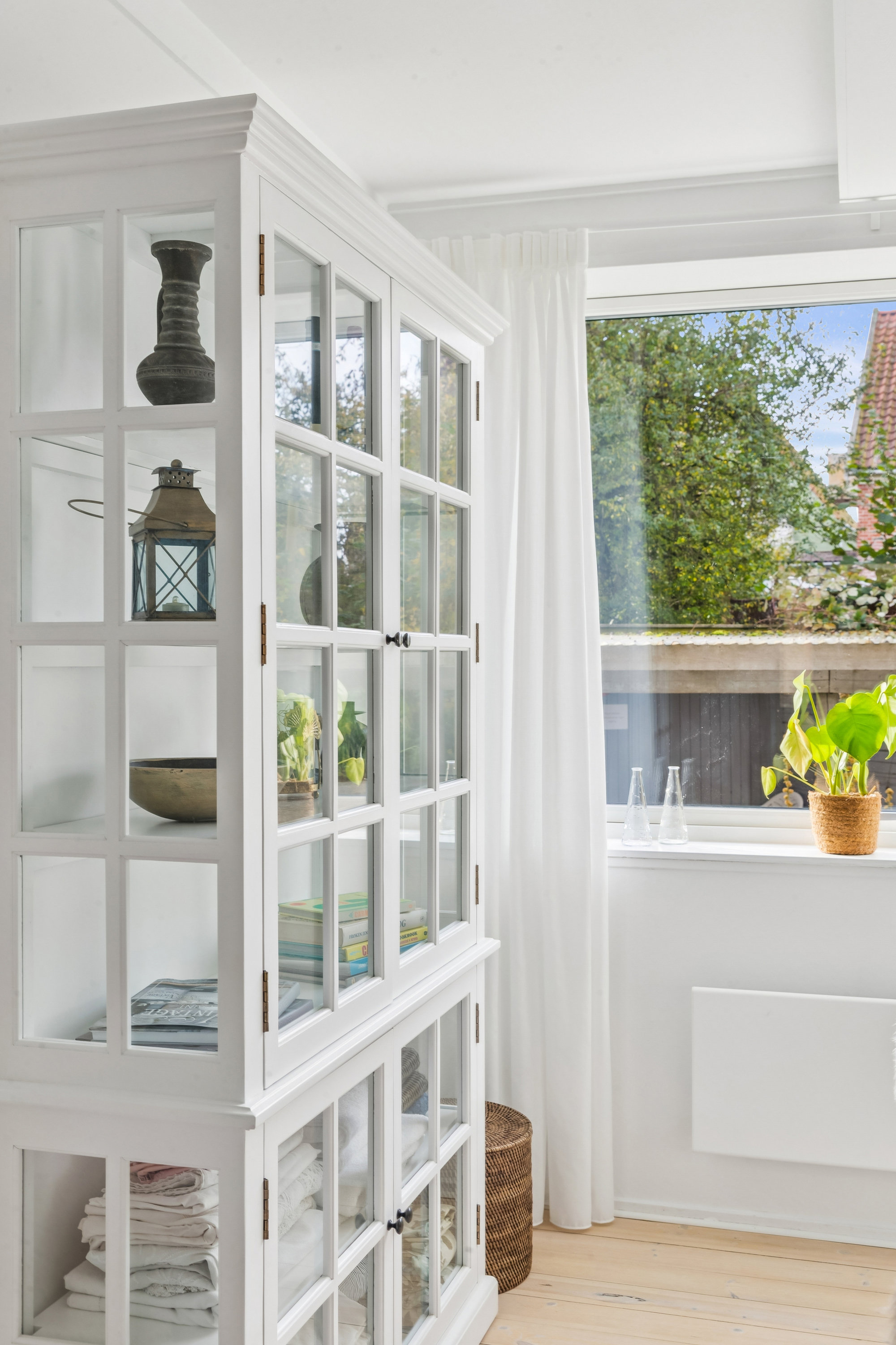 Fremhævet værelse billede i fuldskærmstilstand. Billede af Sabroesvej 19F, st.. th., 3000 Helsingør