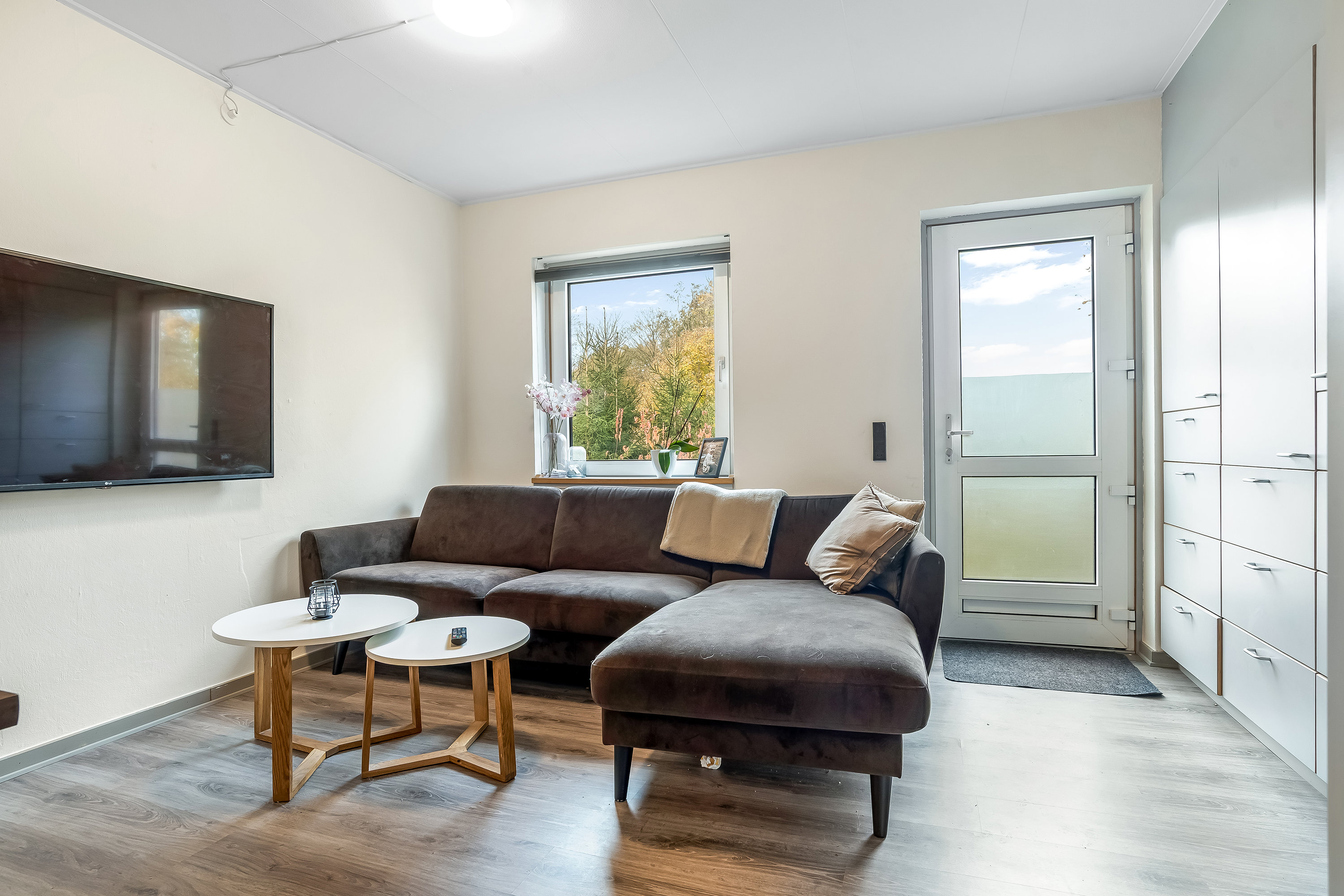 Fremhævet stue billede i fuldskærmstilstand. Billede af Kildevej 8G, 1. 17., 7500 Holstebro