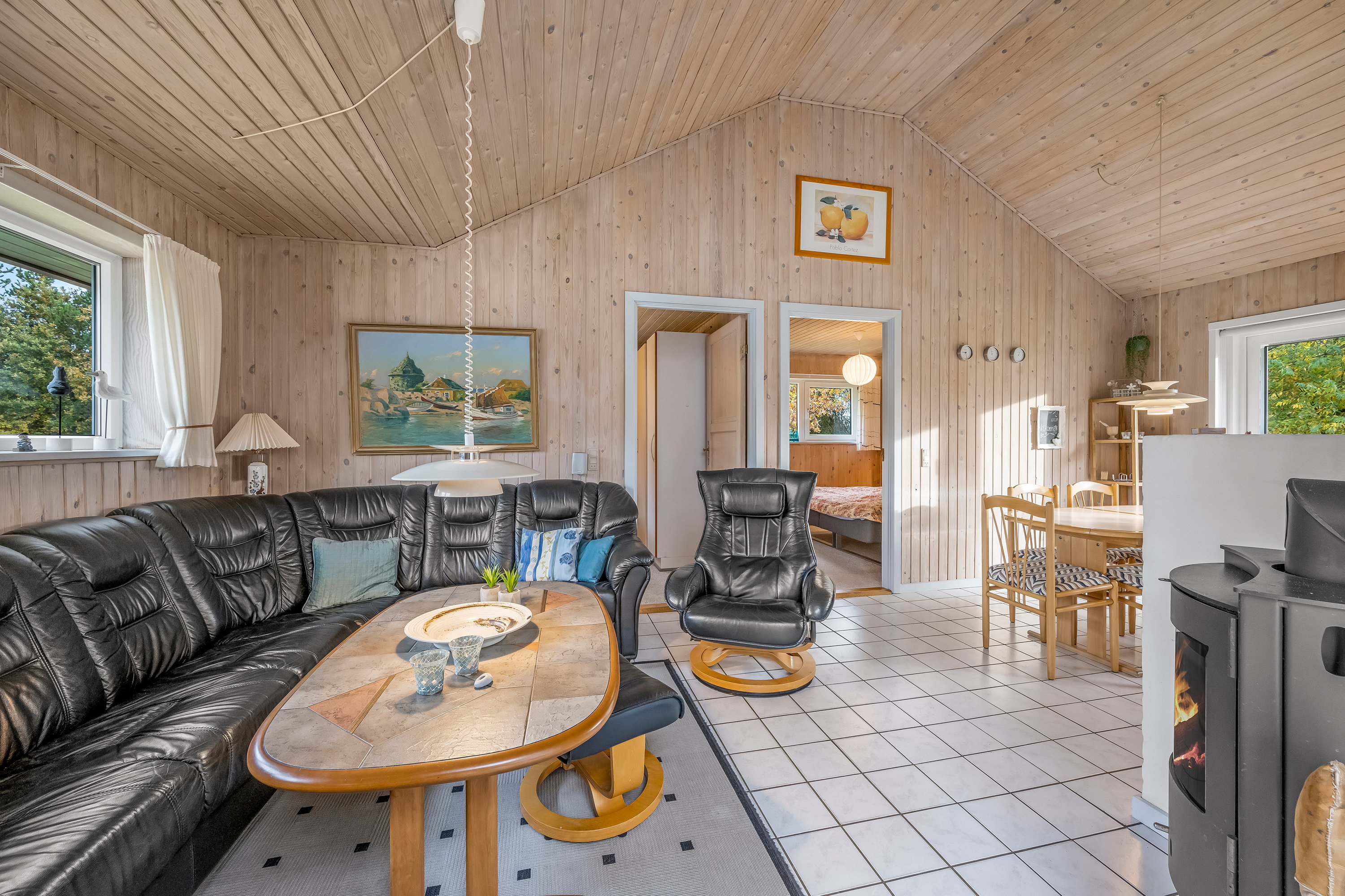 Fremhævet stue billede i fuldskærmstilstand. Billede af Søndervang 79, Lønne, 6830 Nørre Nebel