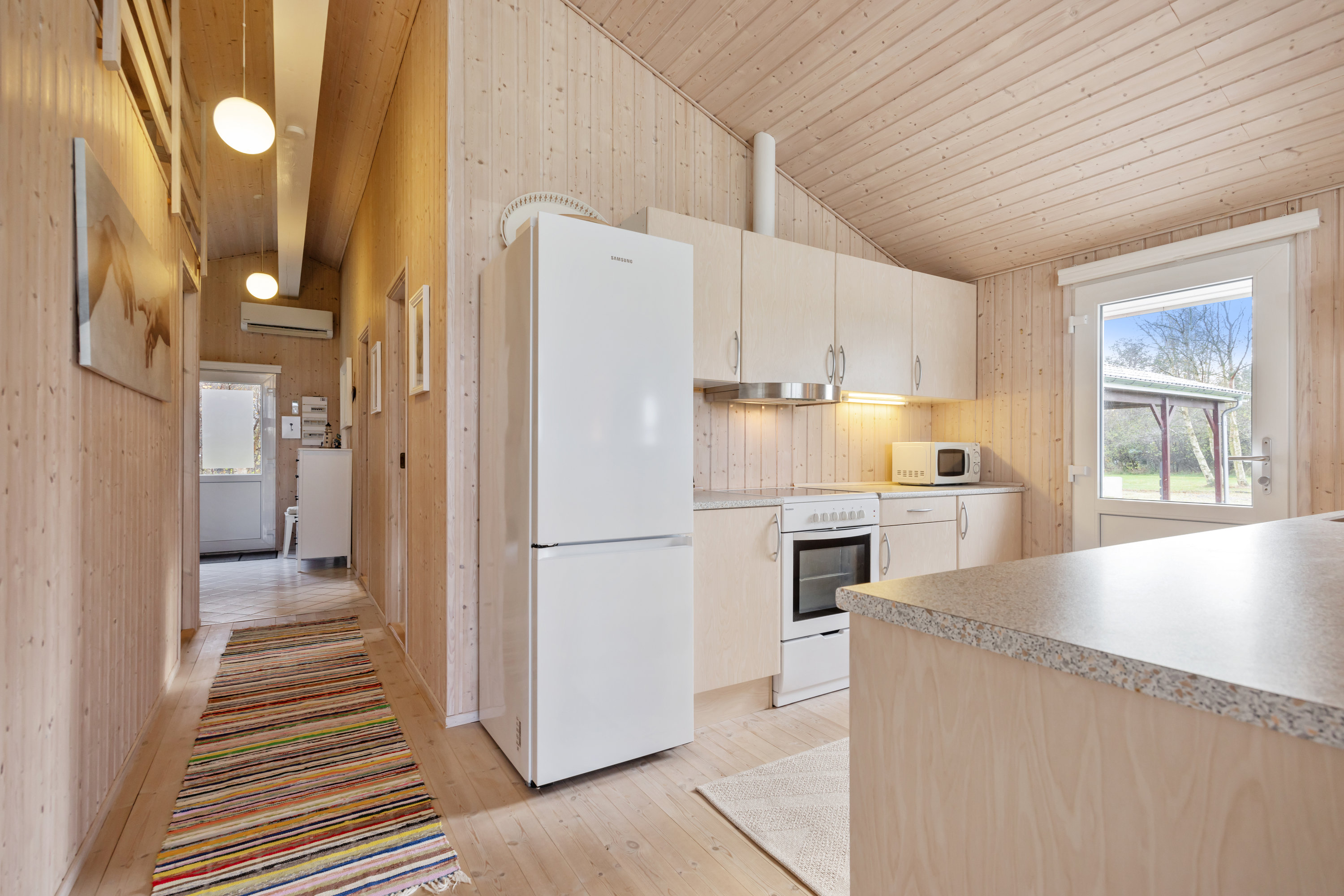 Fremhævet køkken billede i fuldskærmstilstand. Billede af Engdraget 8, Hou, 9370 Hals