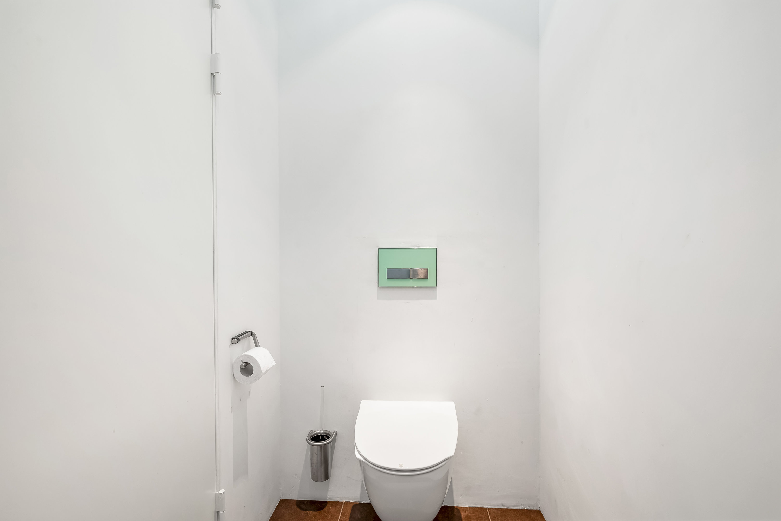 Fremhævet toilet billede i fuldskærmstilstand. Billede af Børringvej 18, Fabjerg, 7620 Lemvig