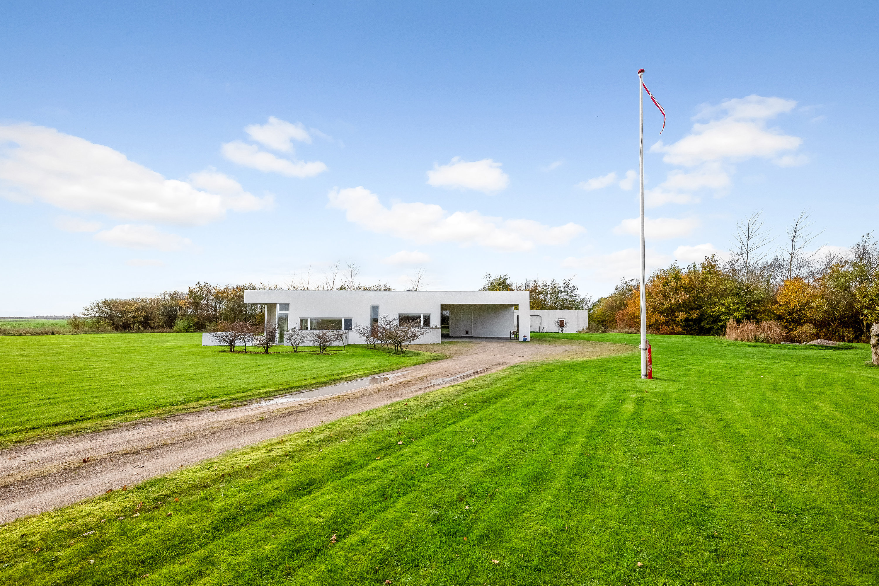 Fremhævet ejendommen billede i fuldskærmstilstand. Billede af Børringvej 18, Fabjerg, 7620 Lemvig