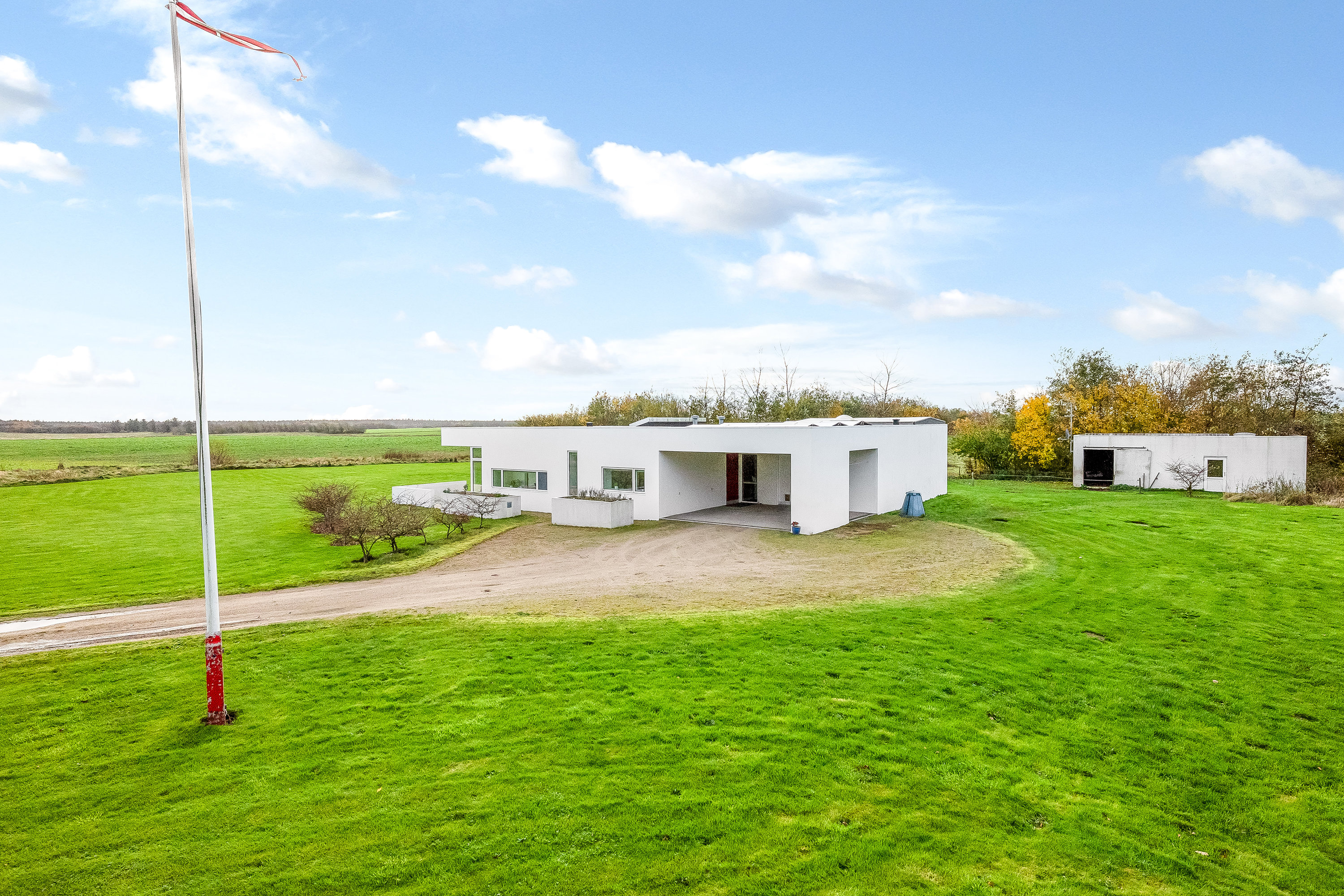 Fremhævet ejendommen billede i fuldskærmstilstand. Billede af Børringvej 18, Fabjerg, 7620 Lemvig