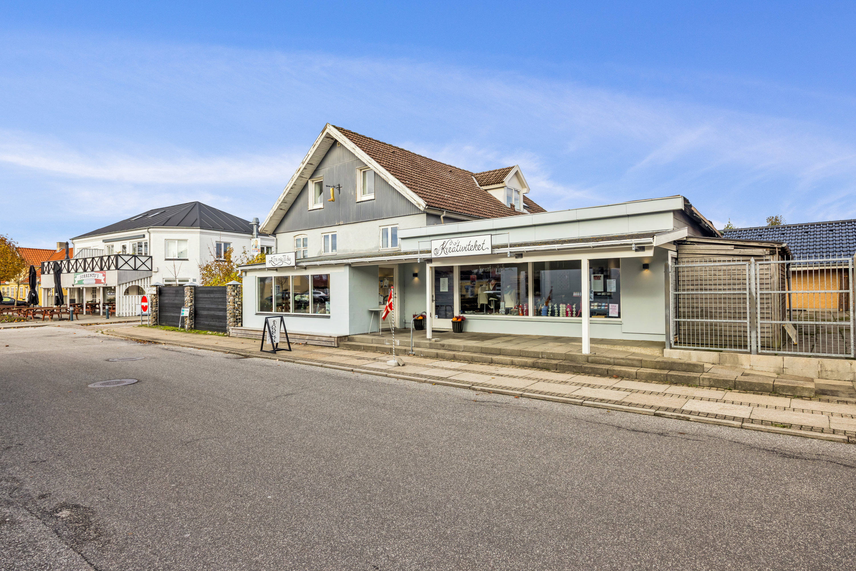 Miniaturebillede 1: andet. Billede af Lille Østergade 2, 9370 Hals