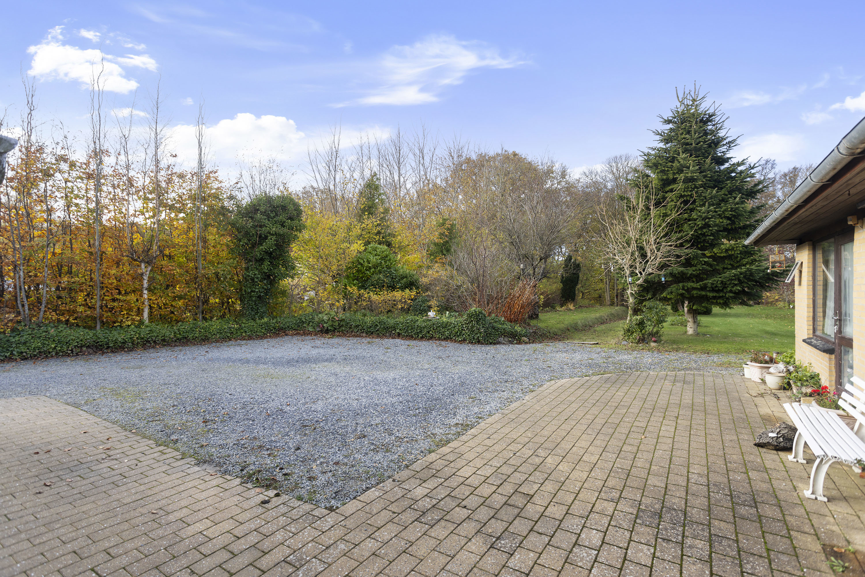 Fremhævet terrasse billede i fuldskærmstilstand. Billede af Åhavevej 26, Voerså, 9300 Sæby