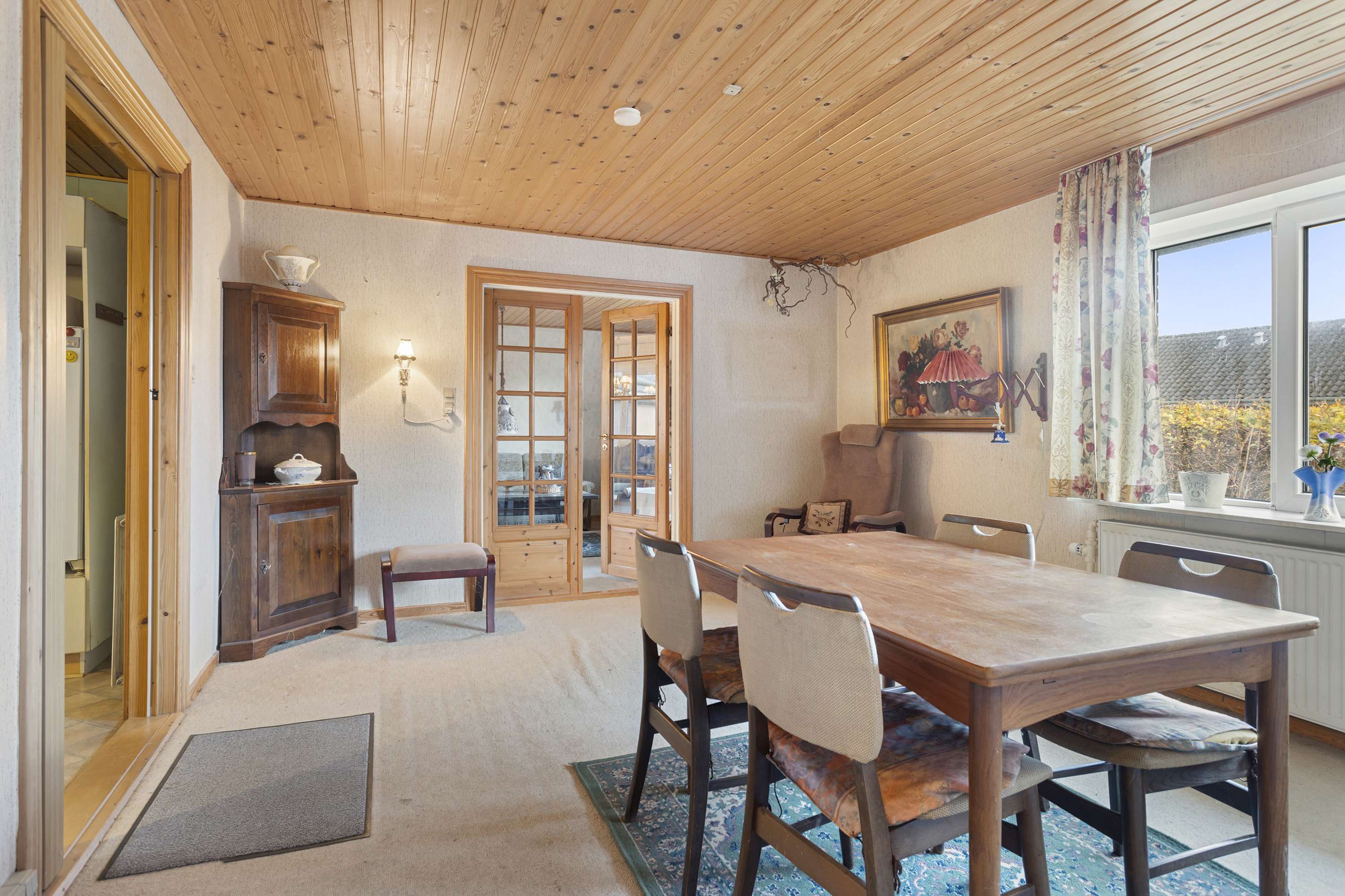 Fremhævet stue billede i fuldskærmstilstand. Billede af Åhavevej 26, Voerså, 9300 Sæby