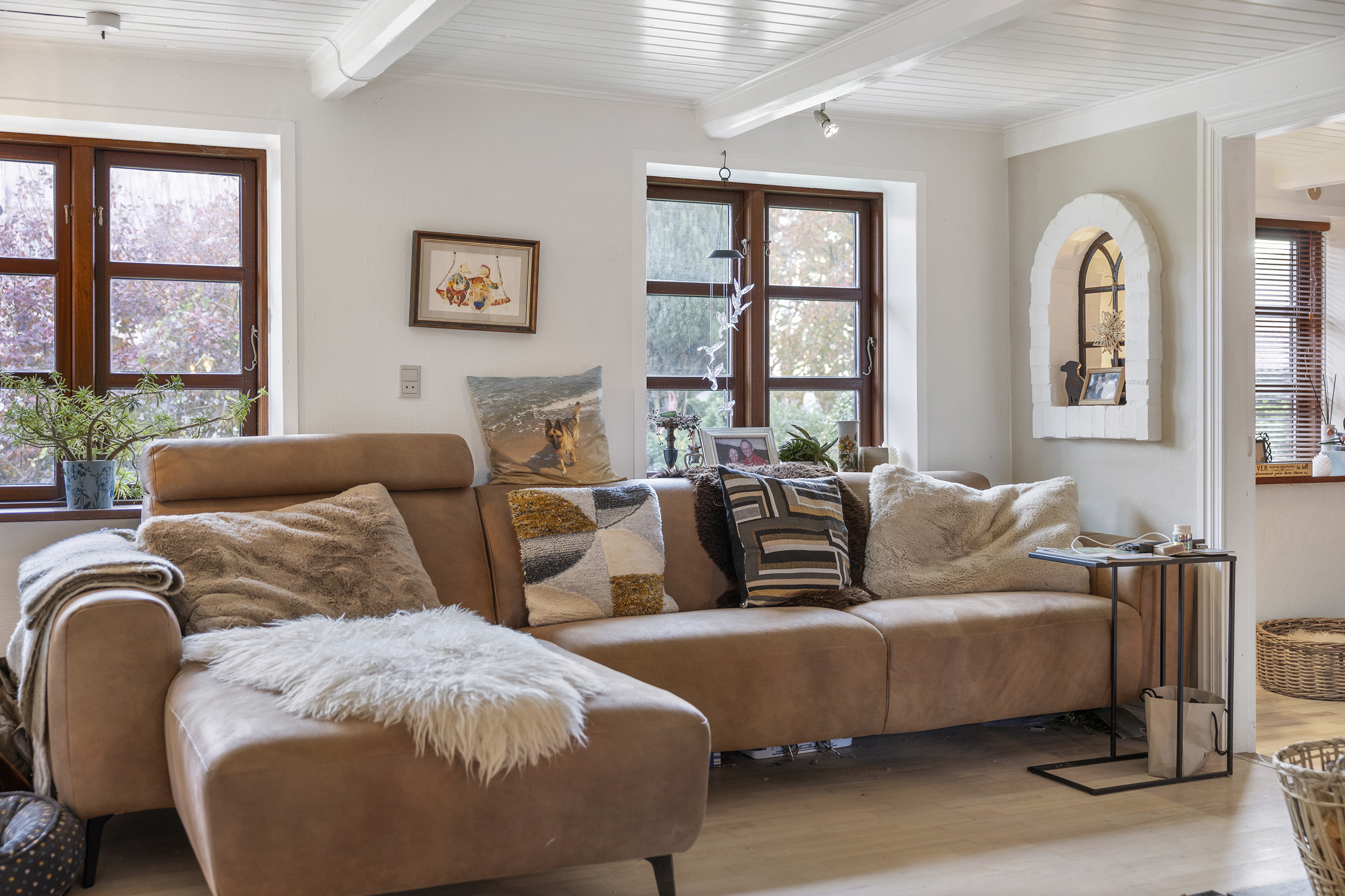 Fremhævet stue billede i fuldskærmstilstand. Billede af Lyngsaafælledvej 11, Lyngså, 9300 Sæby