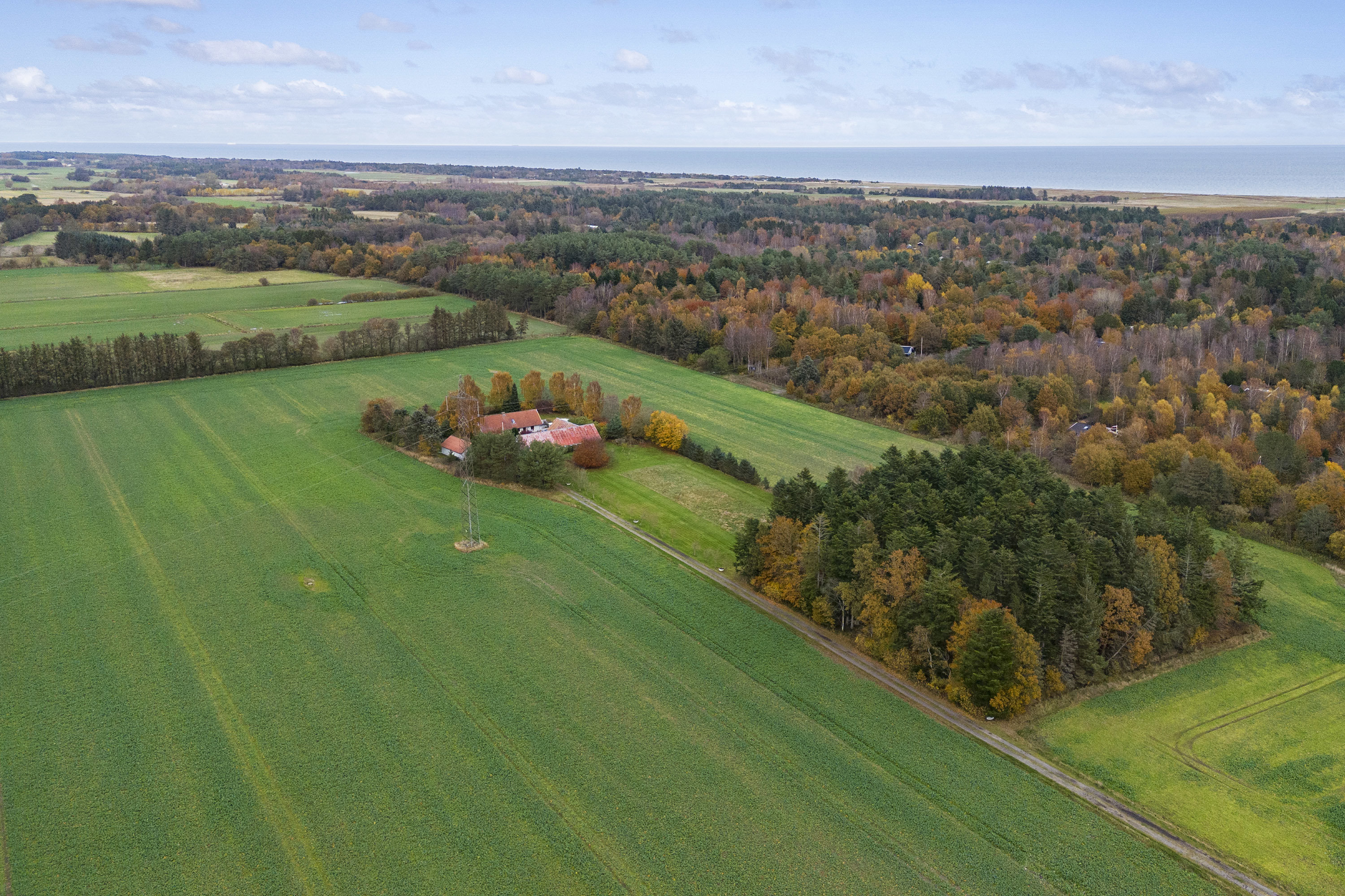 Fremhævet luftfoto billede i fuldskærmstilstand. Billede af Lyngsaafælledvej 11, Lyngså, 9300 Sæby