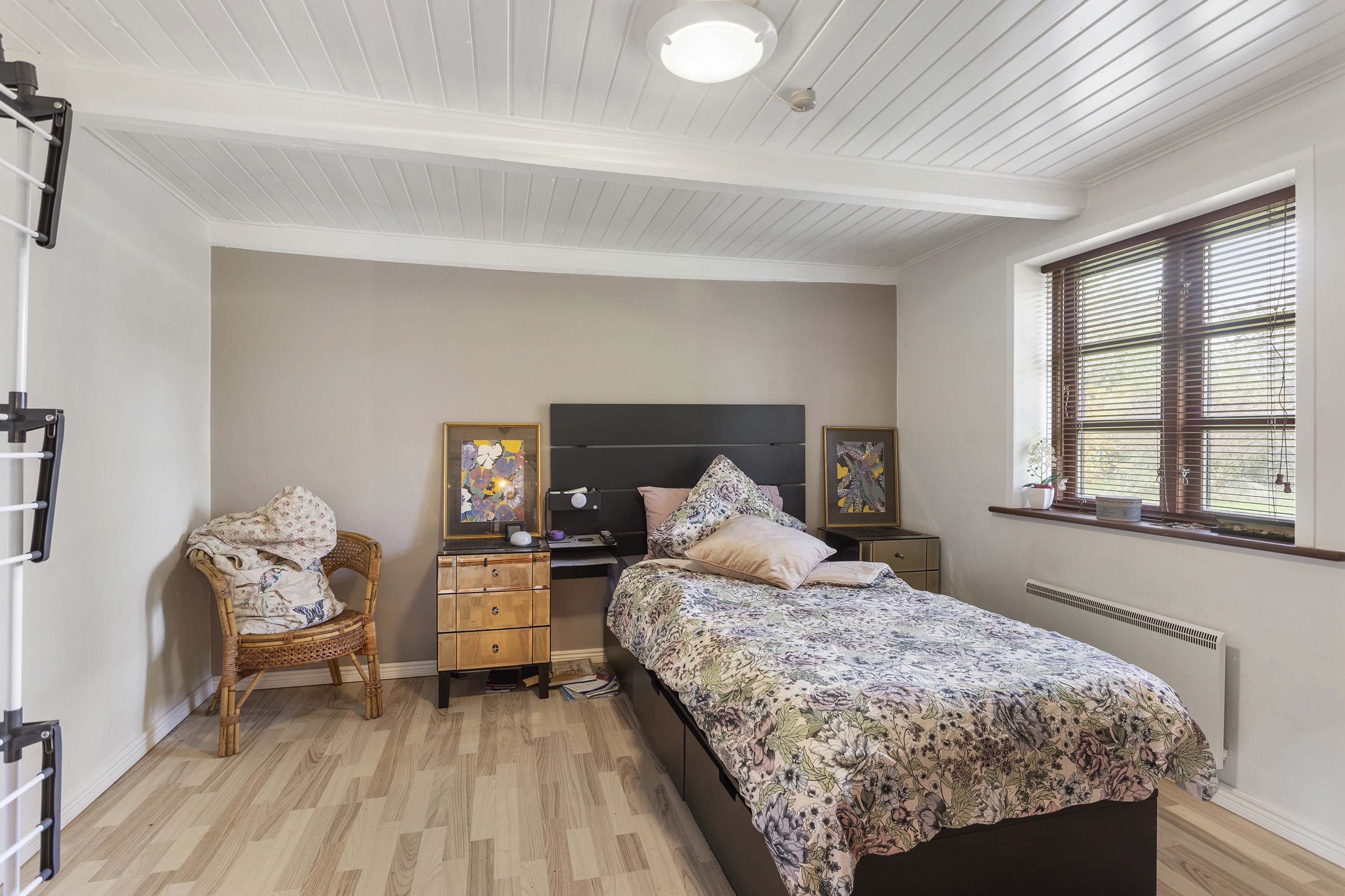 Fremhævet soveværelse billede i fuldskærmstilstand. Billede af Lyngsaafælledvej 11, Lyngså, 9300 Sæby