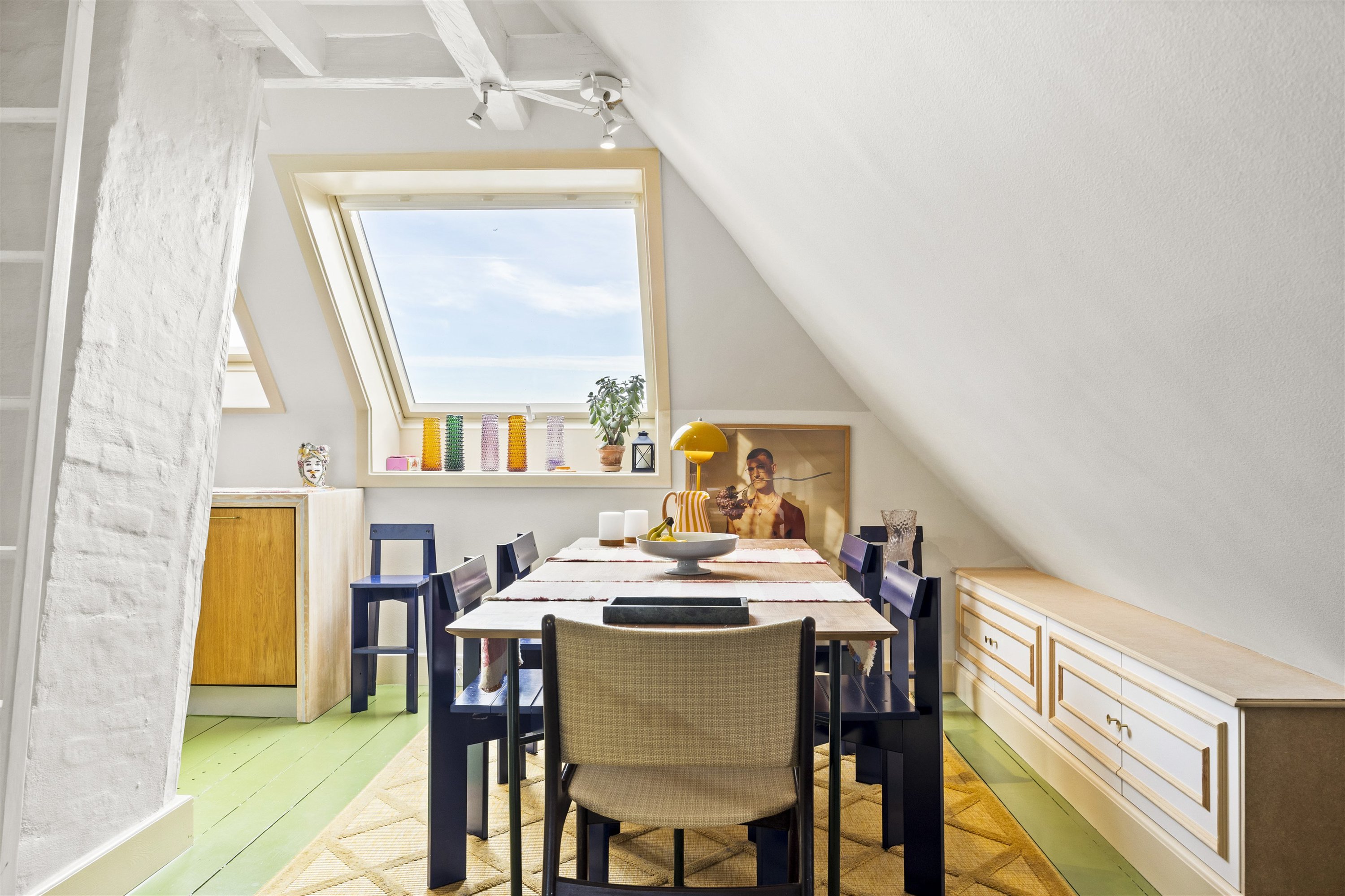 Fremhævet andet billede i fuldskærmstilstand. Billede af Kildeskovsvej 82, 2., 2820 Gentofte