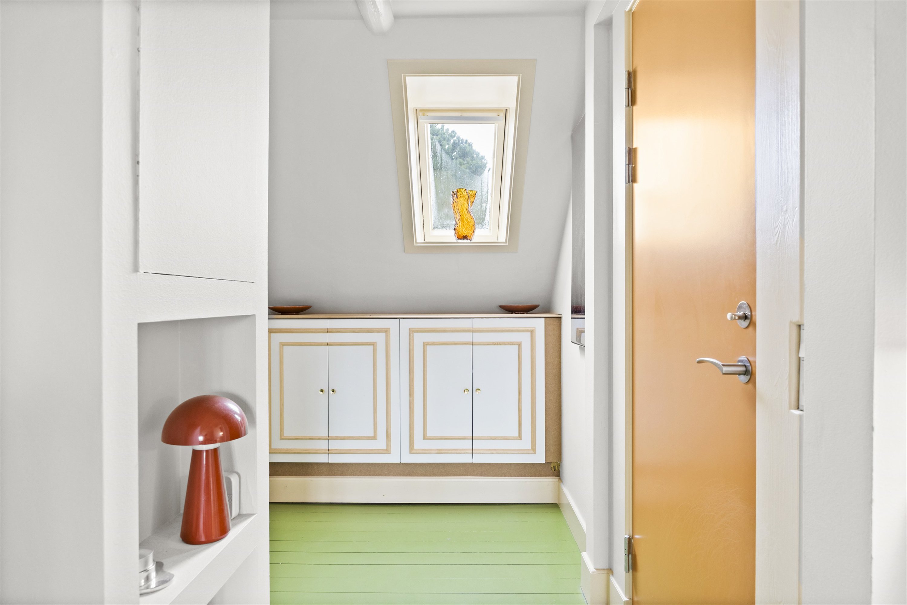 Fremhævet andet billede i fuldskærmstilstand. Billede af Kildeskovsvej 82, 2., 2820 Gentofte