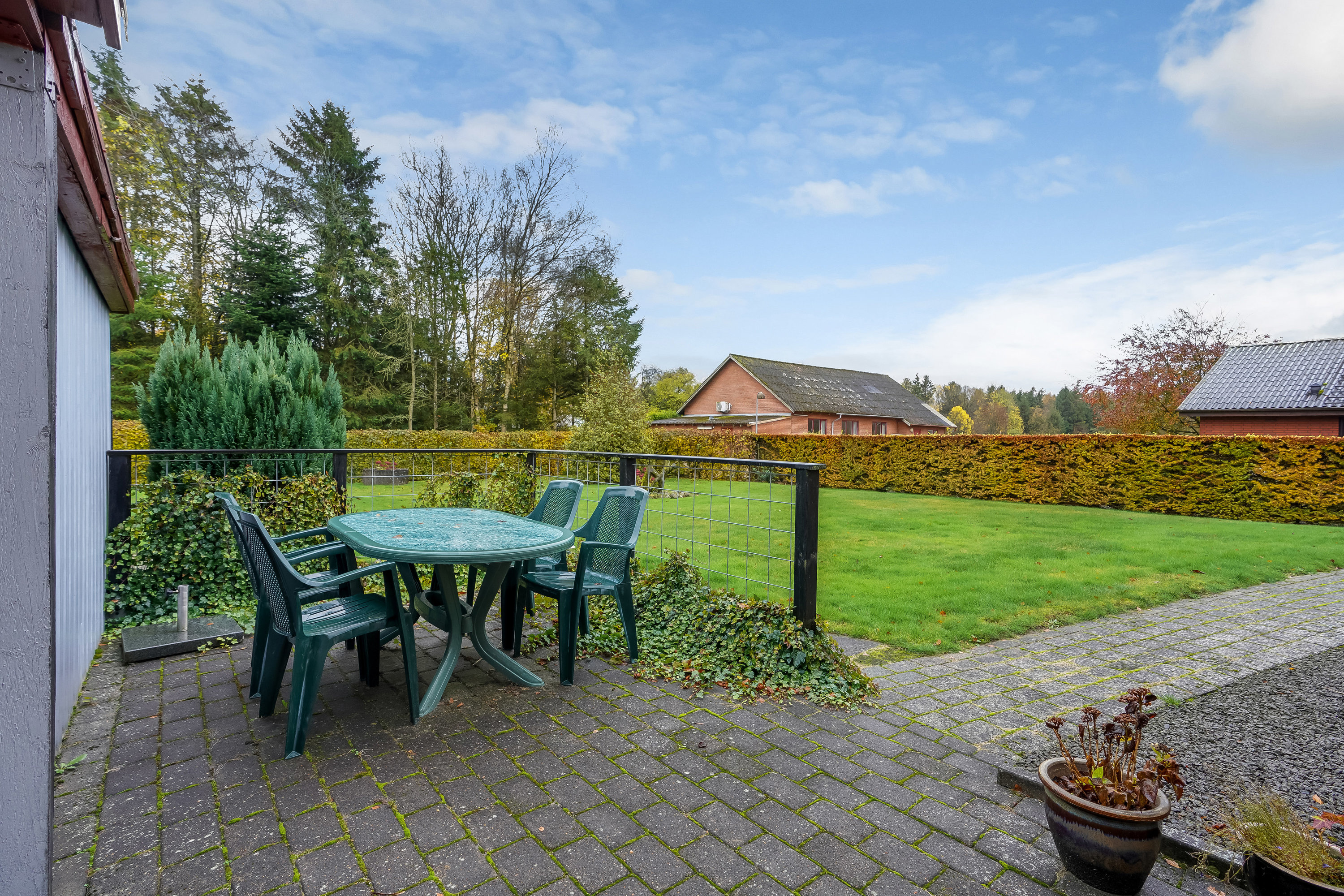 Fremhævet terrasse billede i fuldskærmstilstand. Billede af Møllevænget 4, Boest, 8766 Nørre Snede