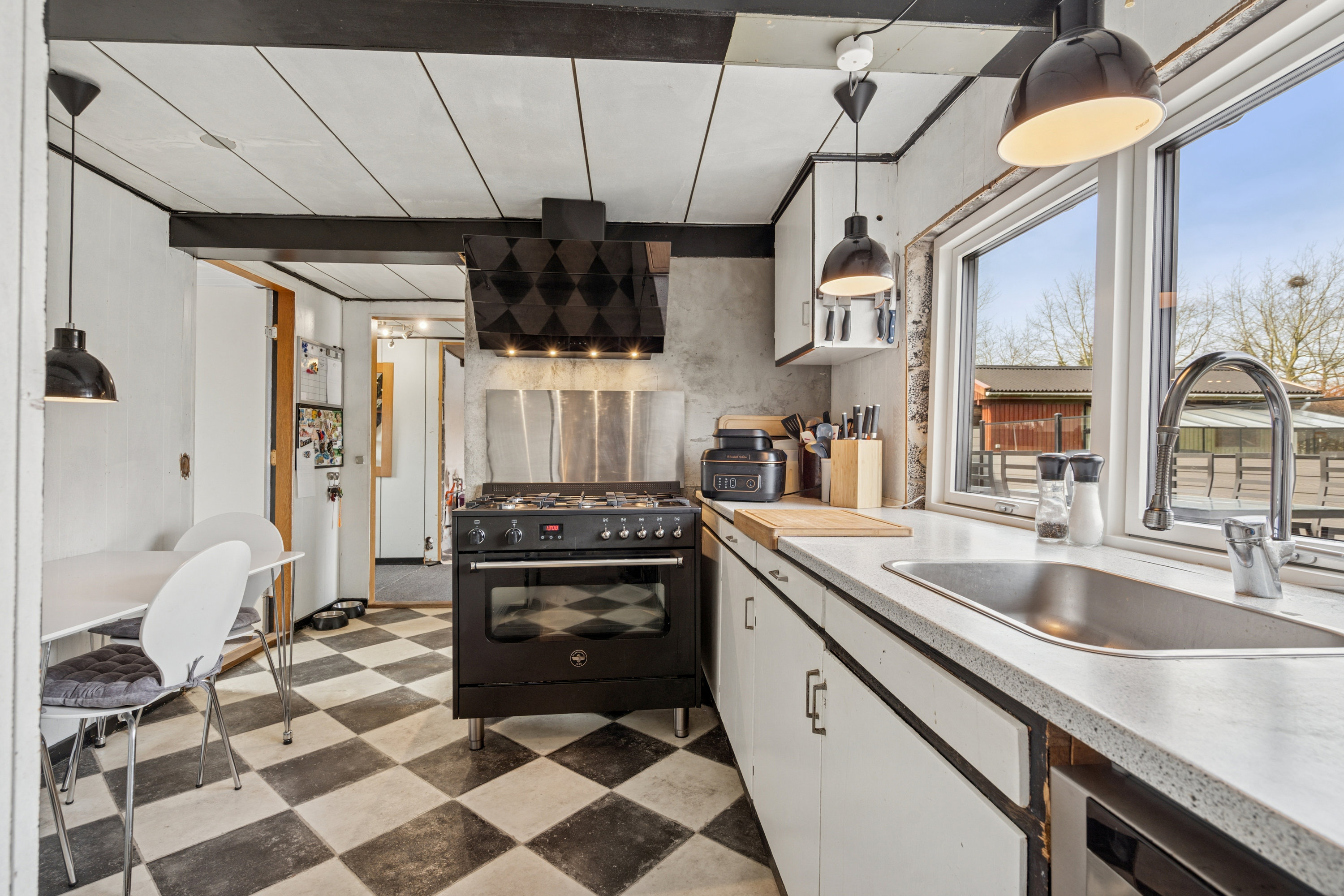 Fremhævet køkken billede i fuldskærmstilstand. Billede af Hedebovej 36, Heden, 5750 Ringe