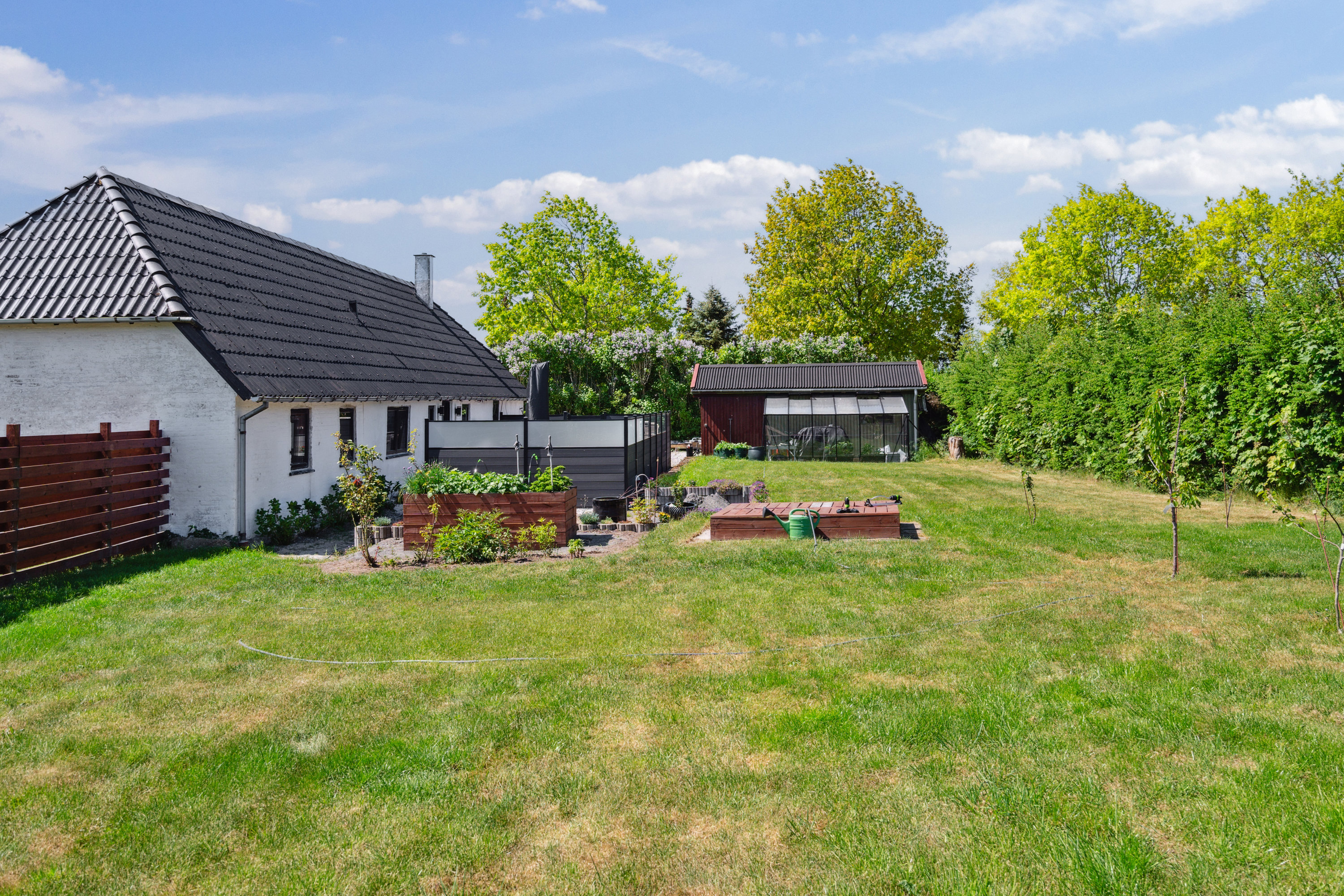 Fremhævet set fra haven billede i fuldskærmstilstand. Billede af Hedebovej 36, Heden, 5750 Ringe