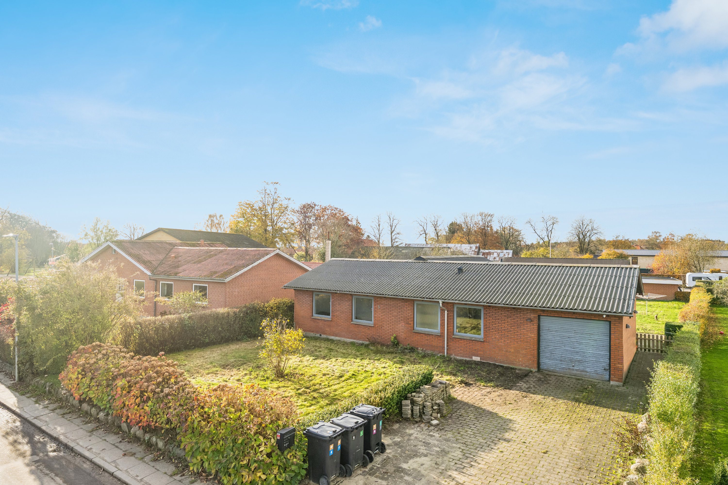 Fremhævet ejendom billede i fuldskærmstilstand. Billede af Kærvangen 5, Løvel, 8830 Tjele