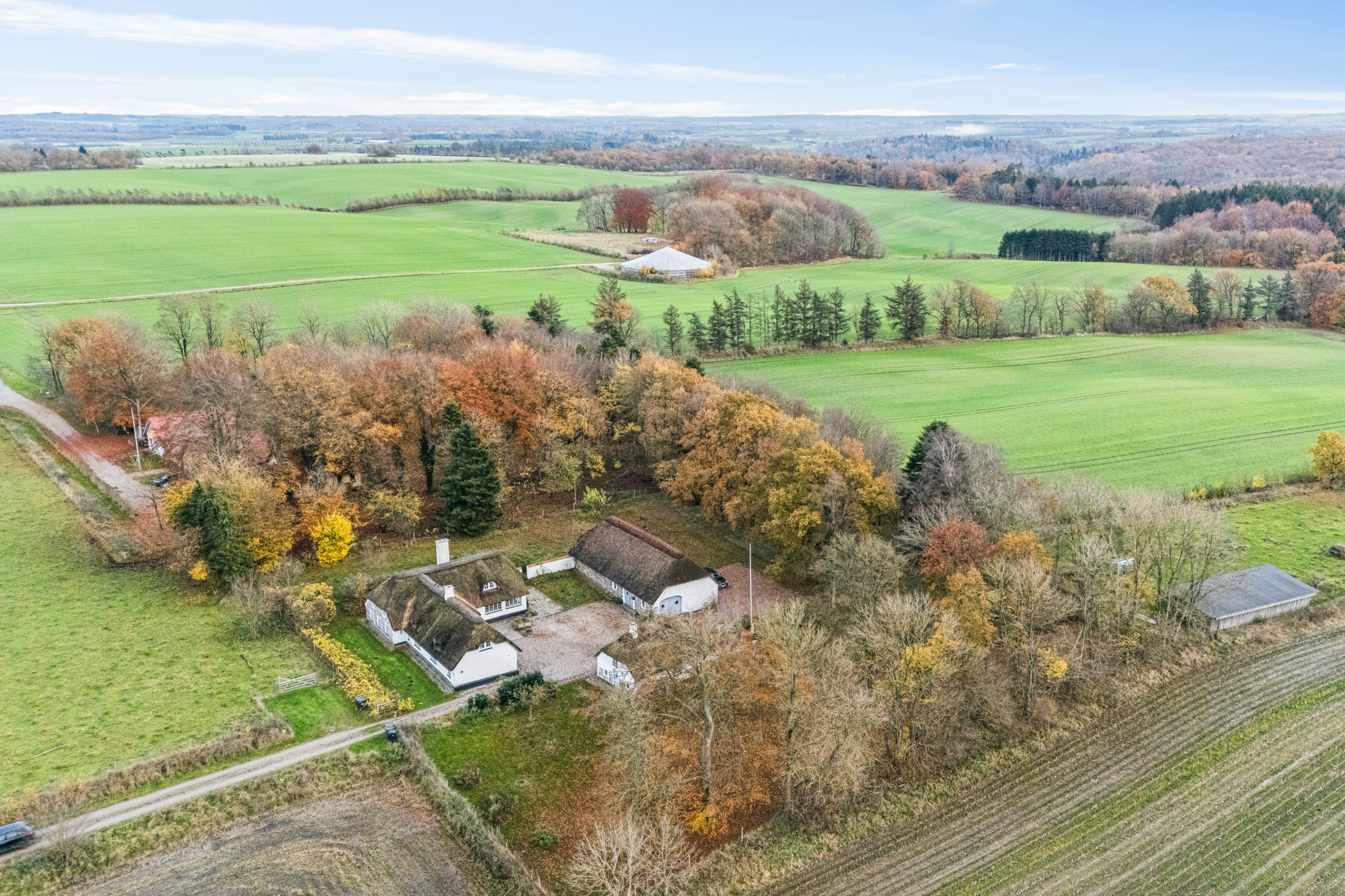 Fremhævet luftfoto billede i fuldskærmstilstand. Billede af Torndalsvej 13, Åstrup, 9240 Nibe