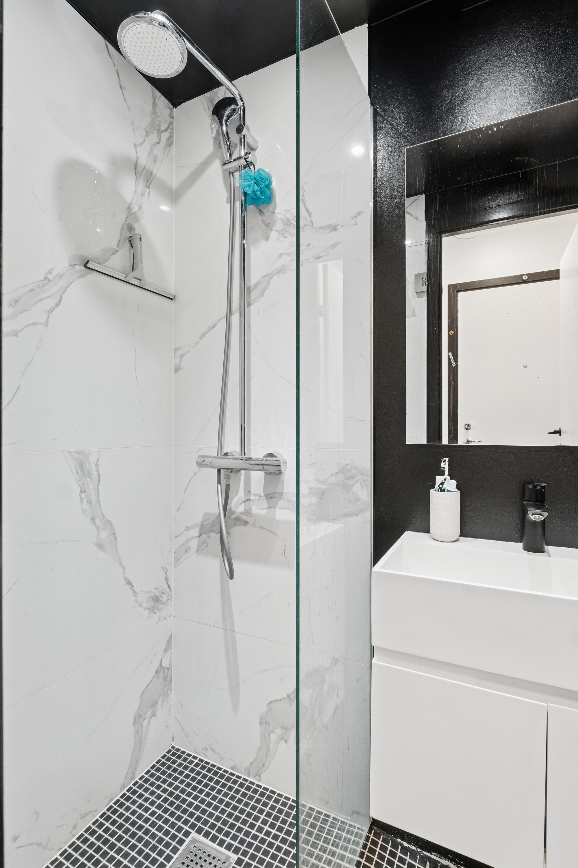 Fremhævet badeværelse billede i fuldskærmstilstand. Billede af Topperne 32, 2. 22., 2620 Albertslund