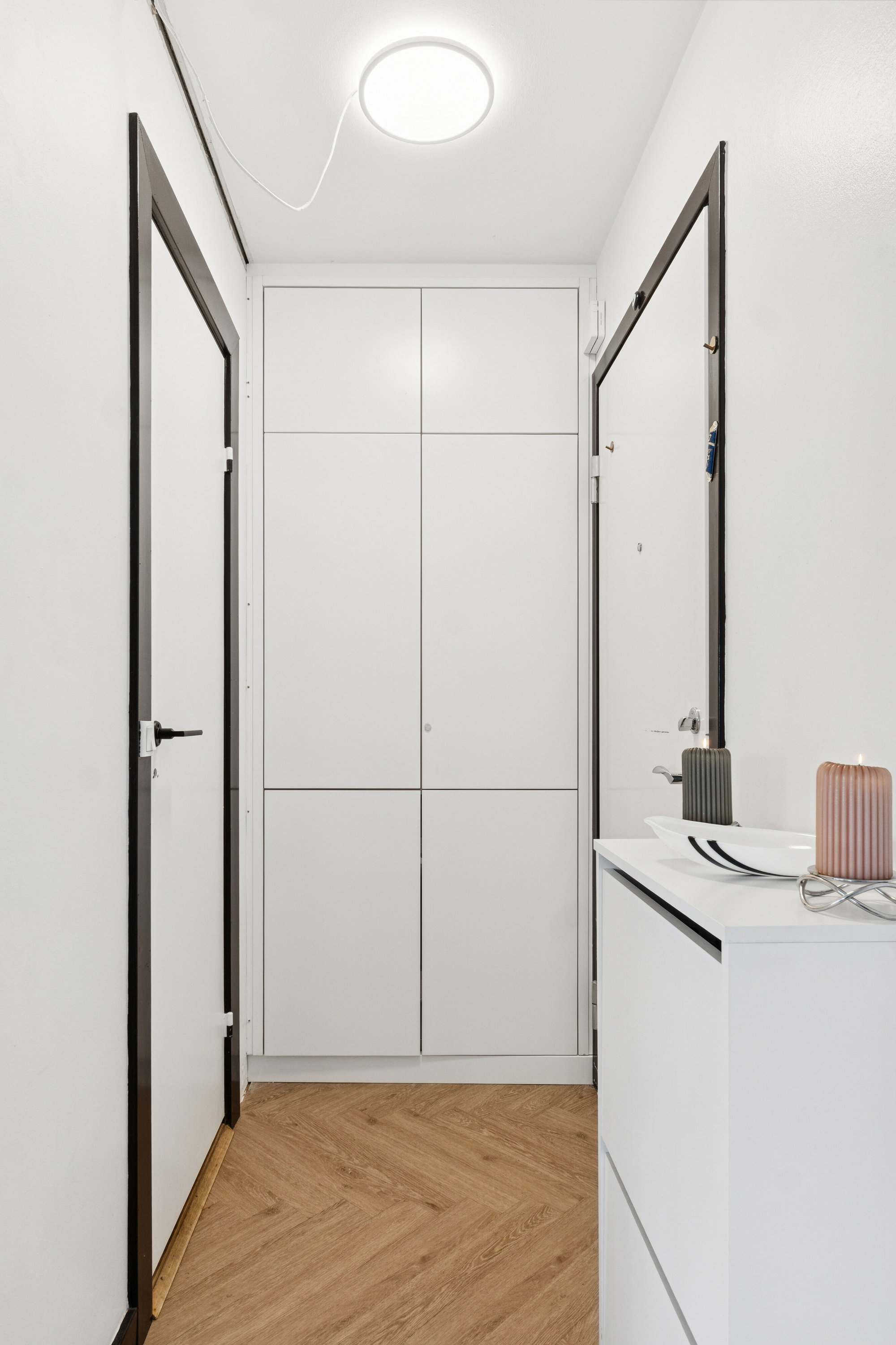 Fremhævet indendørs billede i fuldskærmstilstand. Billede af Topperne 32, 2. 22., 2620 Albertslund