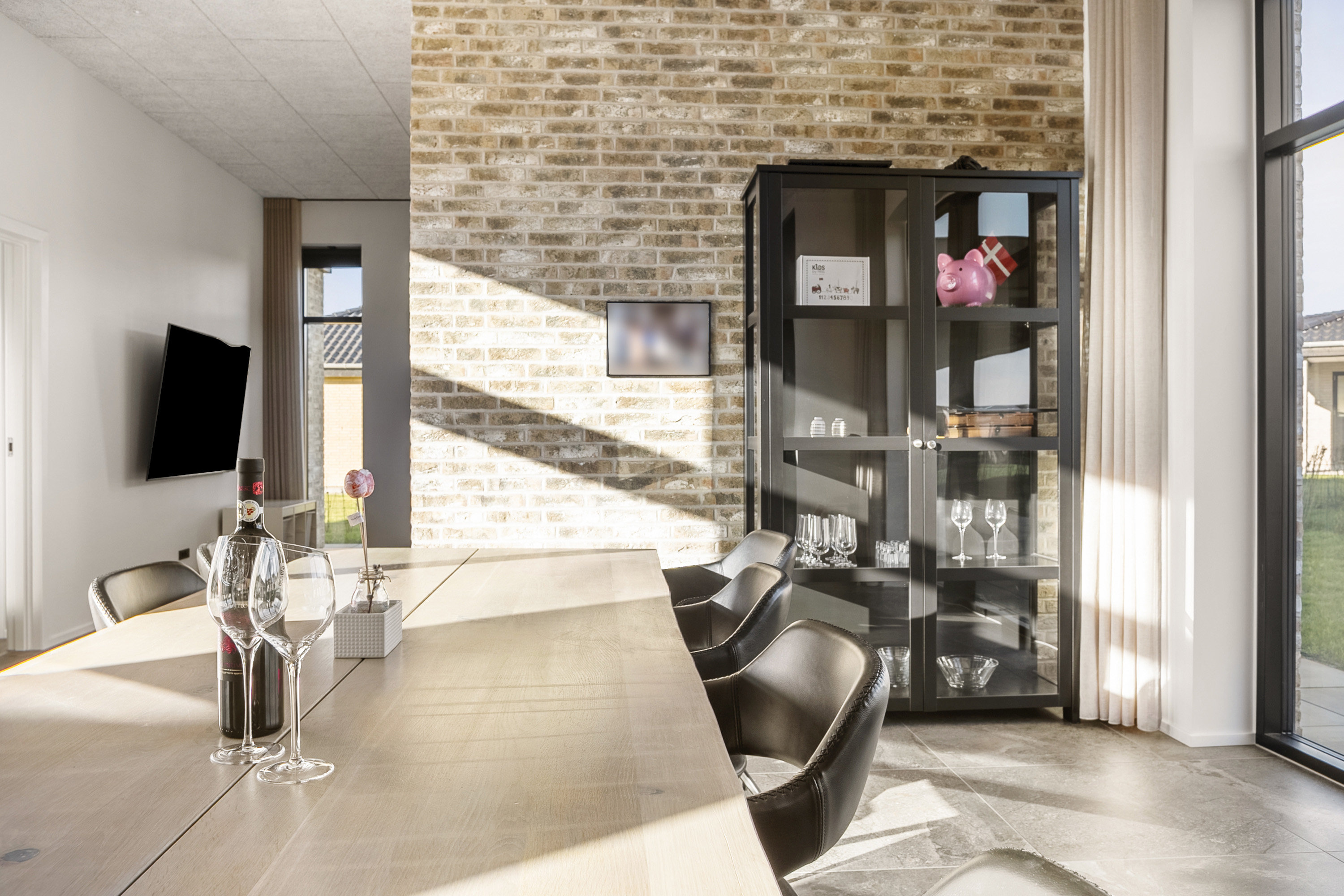 Fremhævet spisestue billede i fuldskærmstilstand. Billede af Fladhøjparken 61, 6230 Rødekro