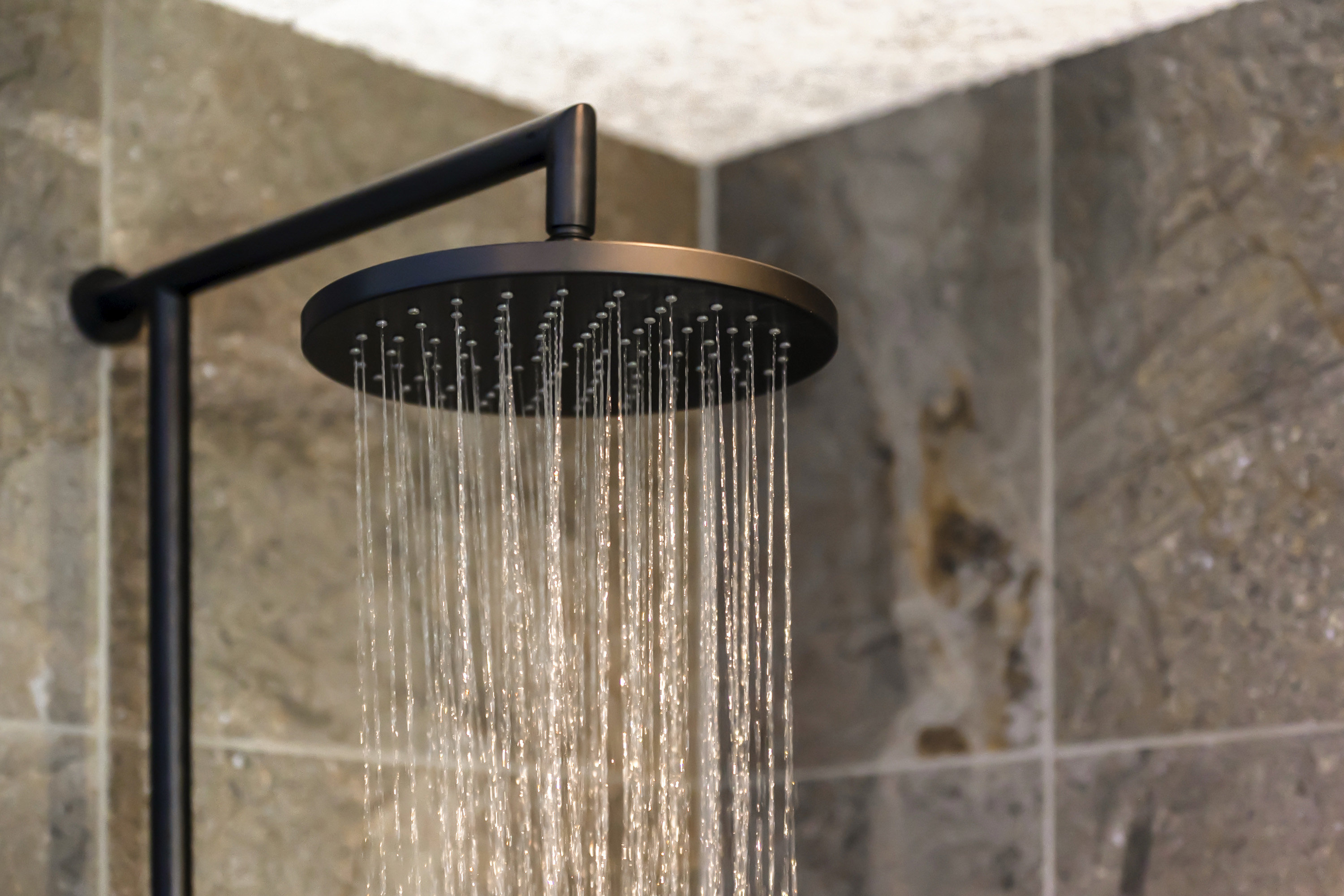 Fremhævet badeværelse billede i fuldskærmstilstand. Billede af Fladhøjparken 61, 6230 Rødekro