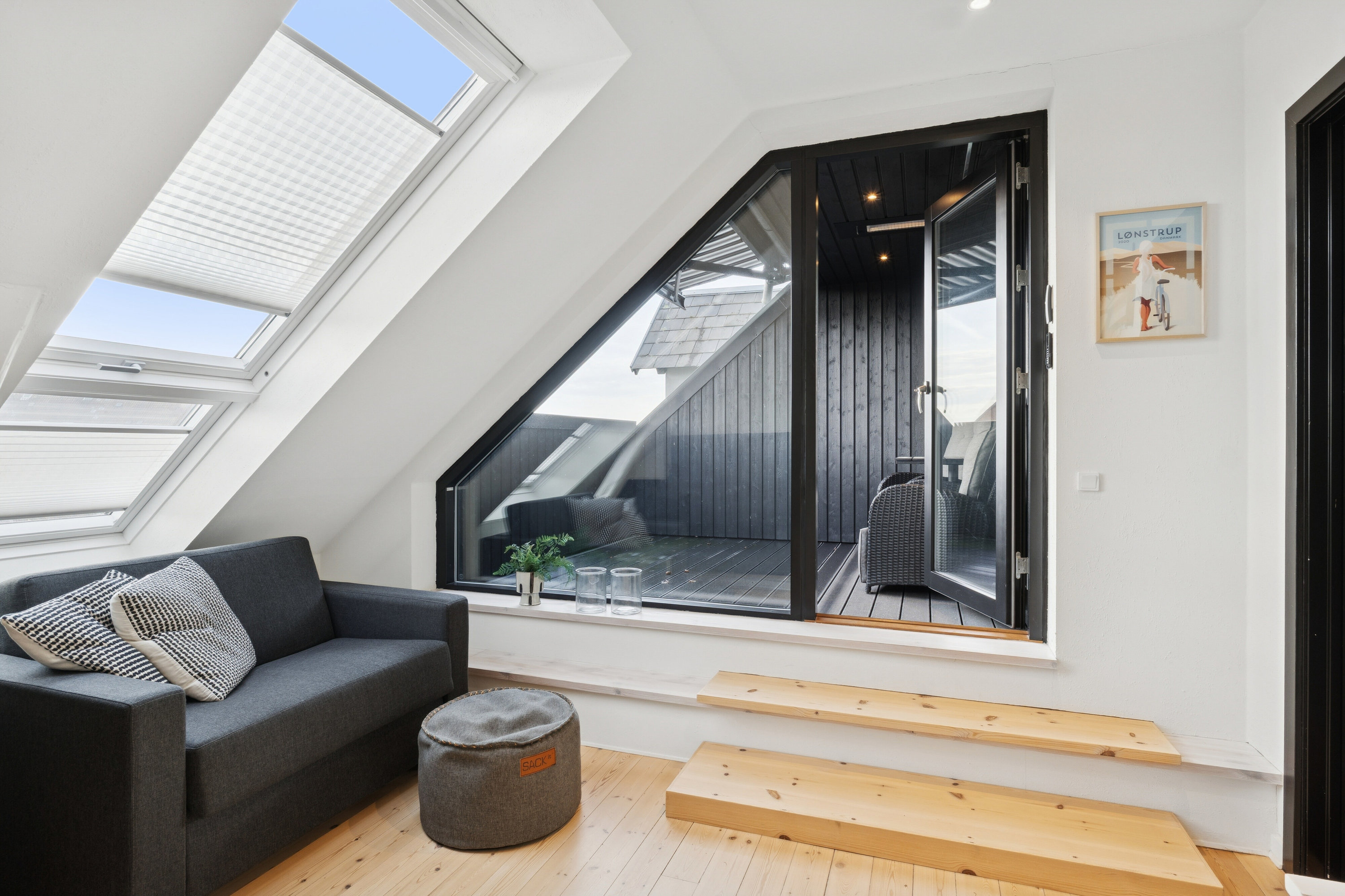 Fremhævet stue billede i fuldskærmstilstand. Billede af Vestergade 3B, 2., 9800 Hjørring