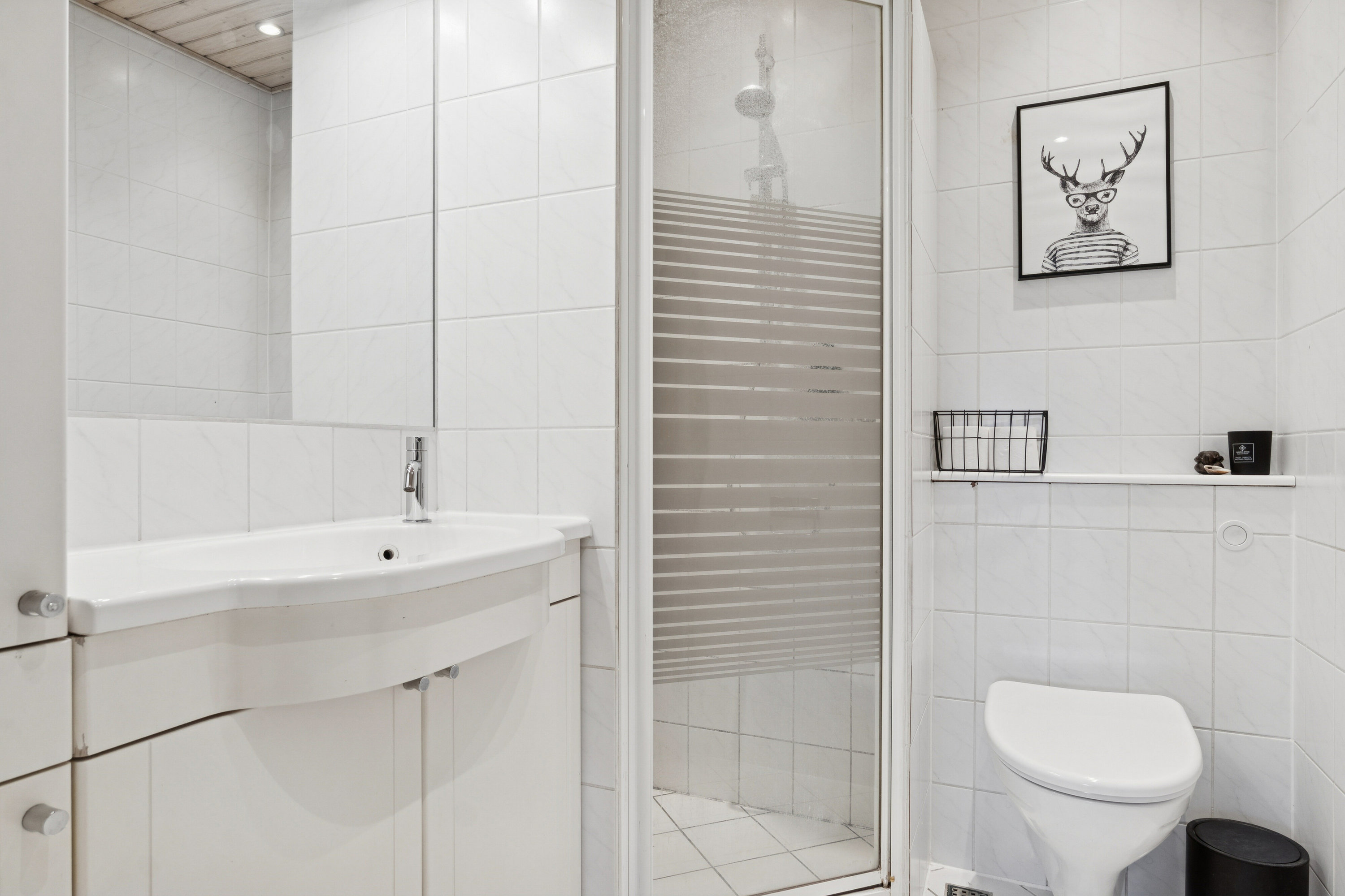 Fremhævet badeværelse billede i fuldskærmstilstand. Billede af Rytterbakken 12, 3650 Ølstykke