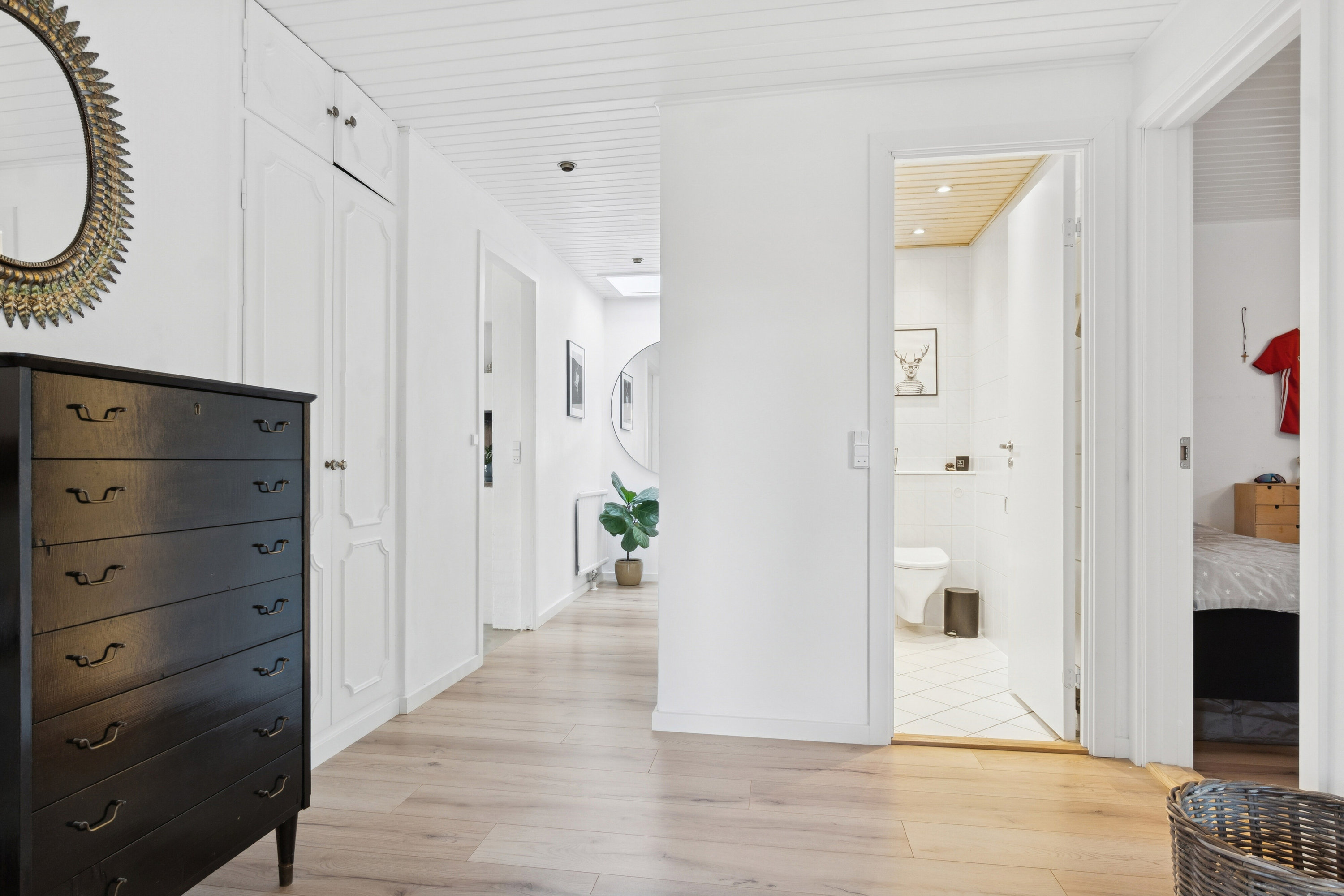 Fremhævet gang billede i fuldskærmstilstand. Billede af Rytterbakken 12, 3650 Ølstykke