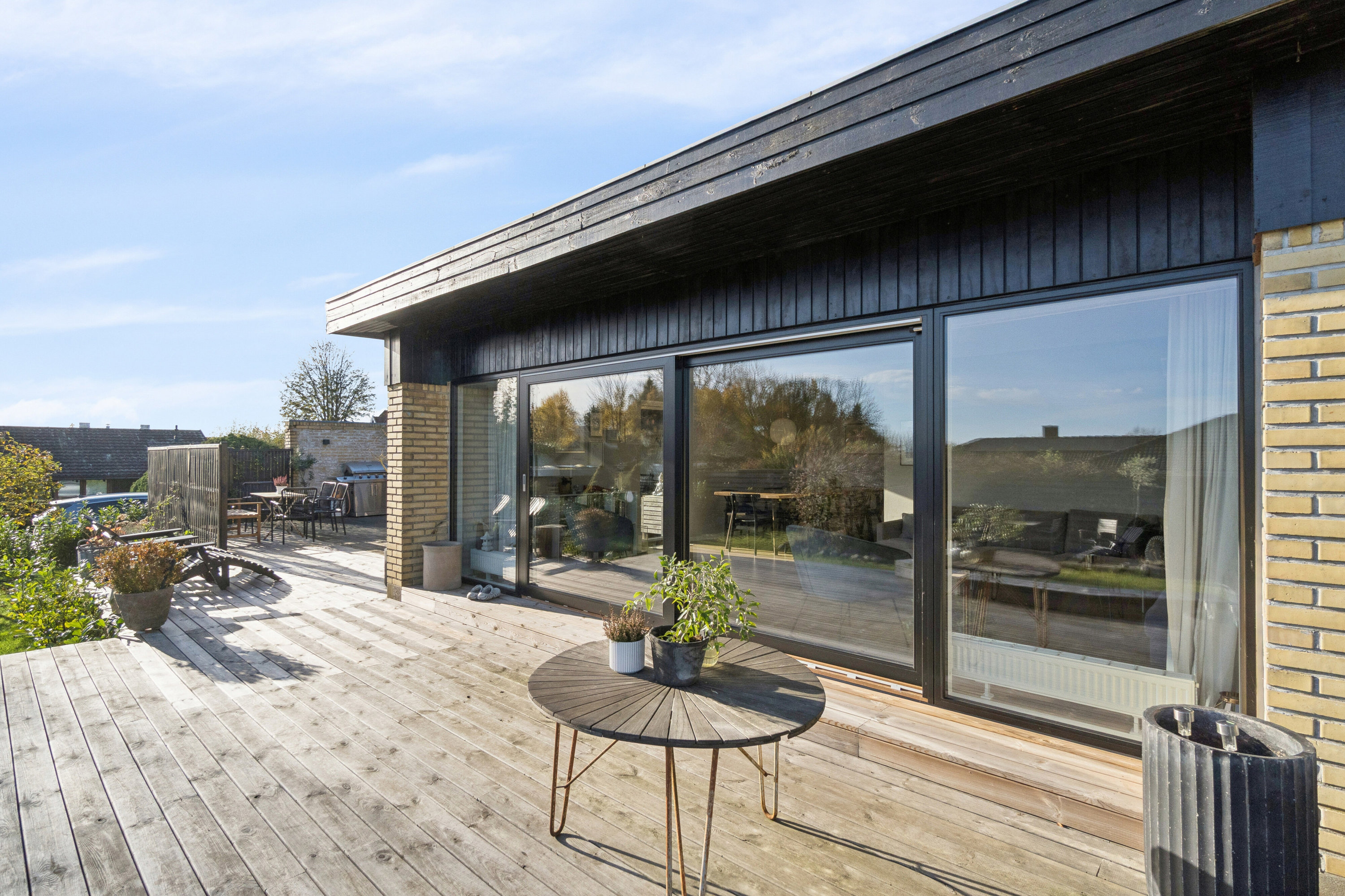 Fremhævet terrasse billede i fuldskærmstilstand. Billede af Rytterbakken 12, 3650 Ølstykke