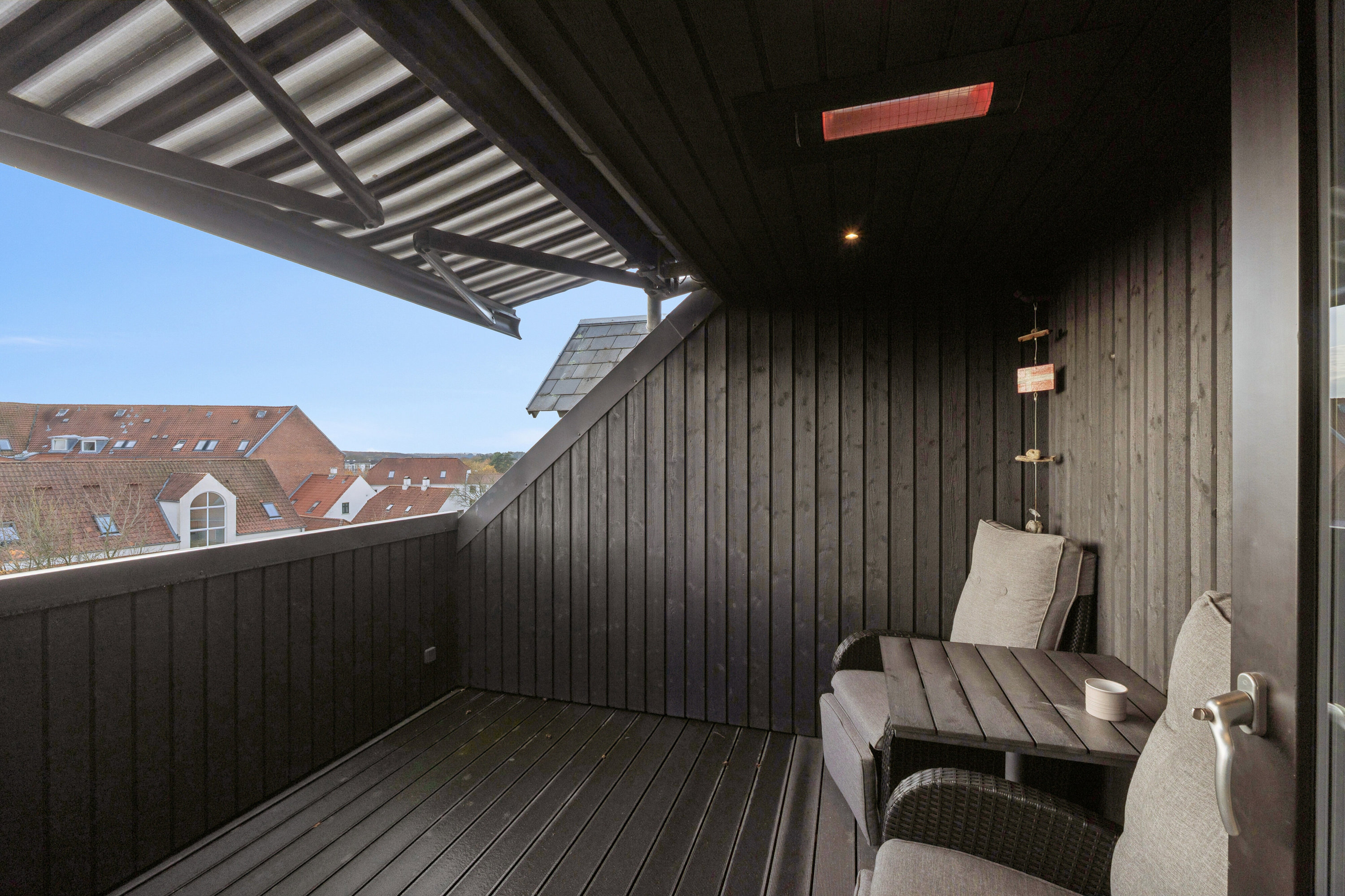 Fremhævet altan billede i fuldskærmstilstand. Billede af Vestergade 3B, 2., 9800 Hjørring