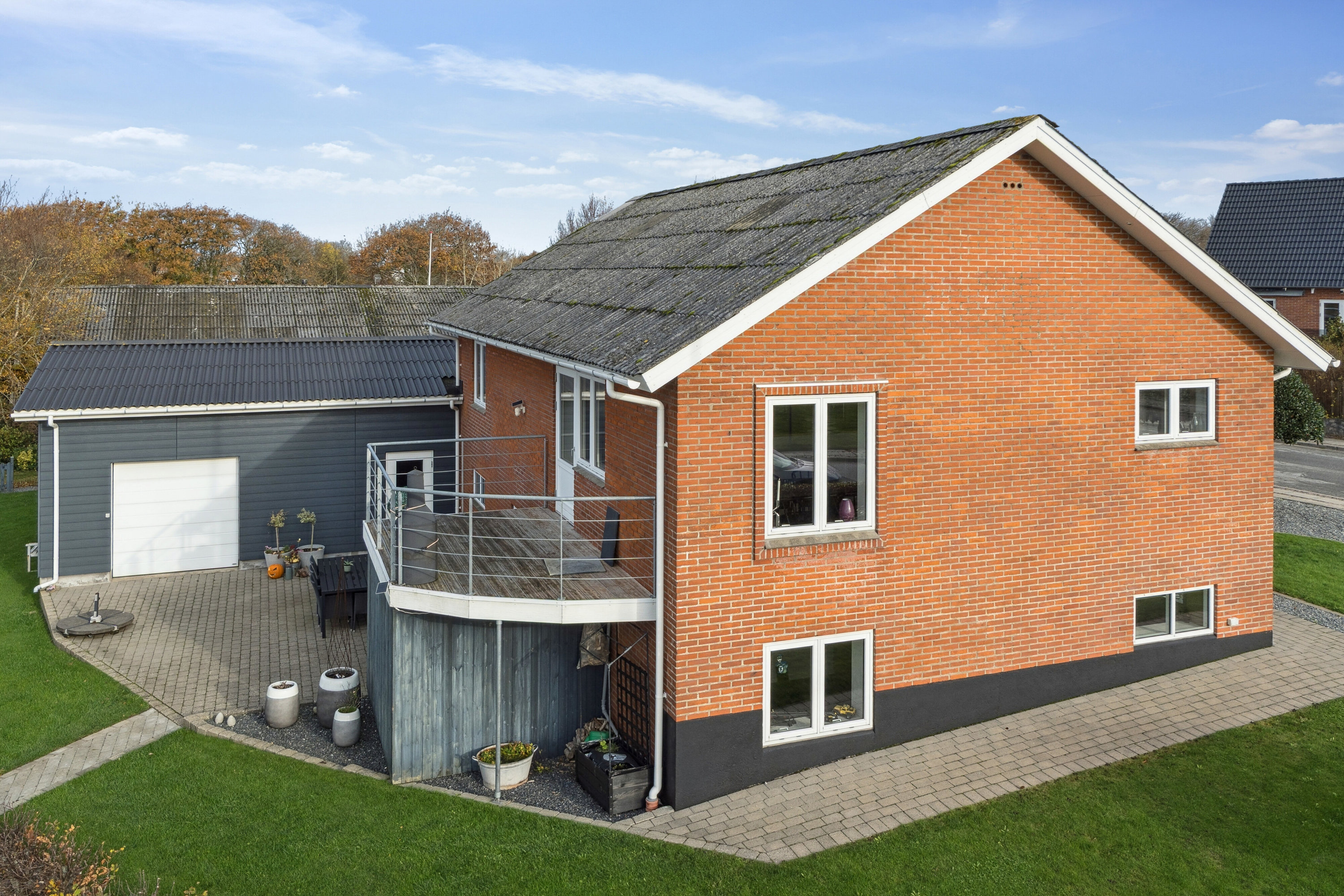 Fremhævet set fra haven billede i fuldskærmstilstand. Billede af Bakkevej 3, 7755 Bedsted Thy