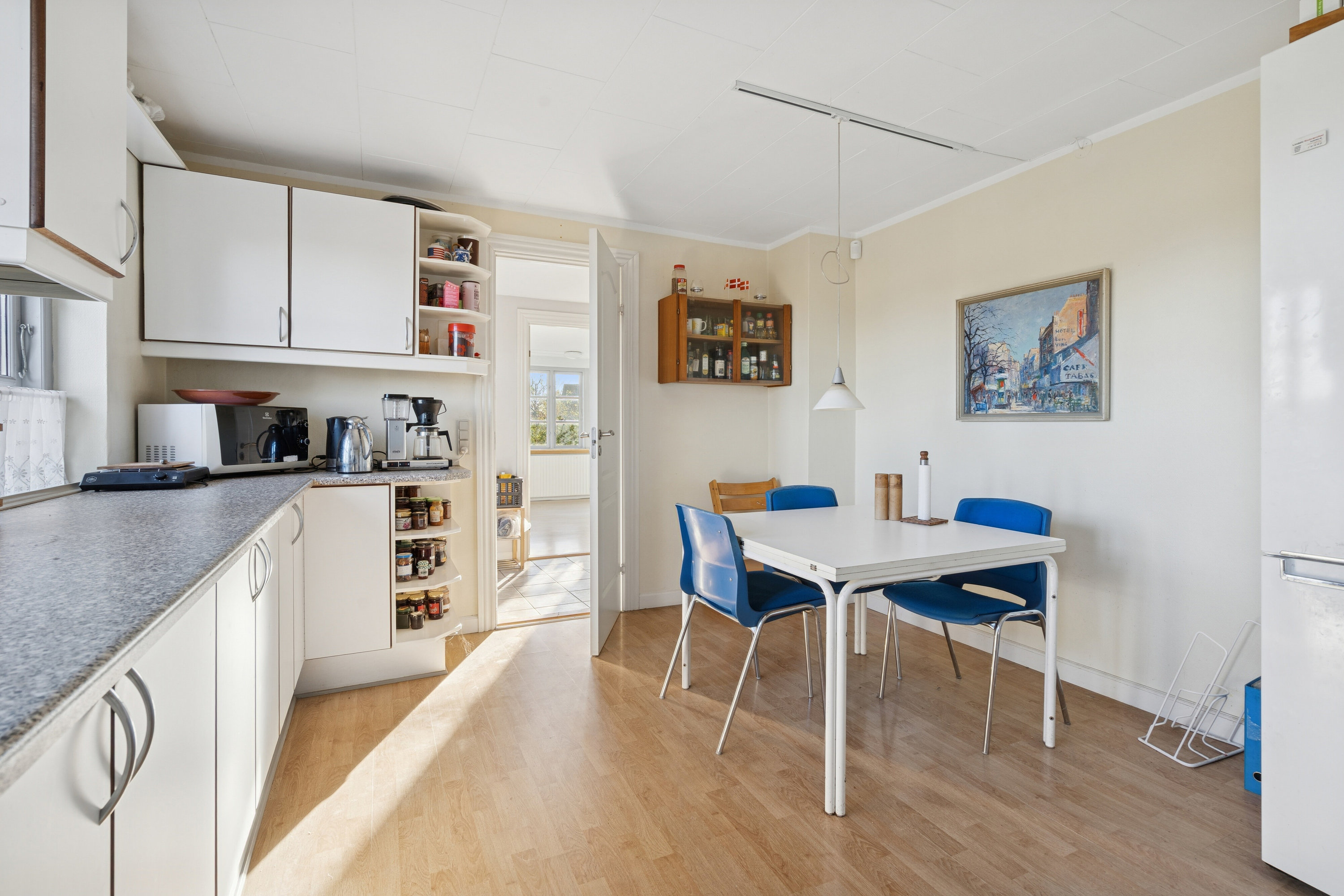 Fremhævet køkken billede i fuldskærmstilstand. Billede af Næstvedvej 48, Fensmark, 4684 Holmegaard