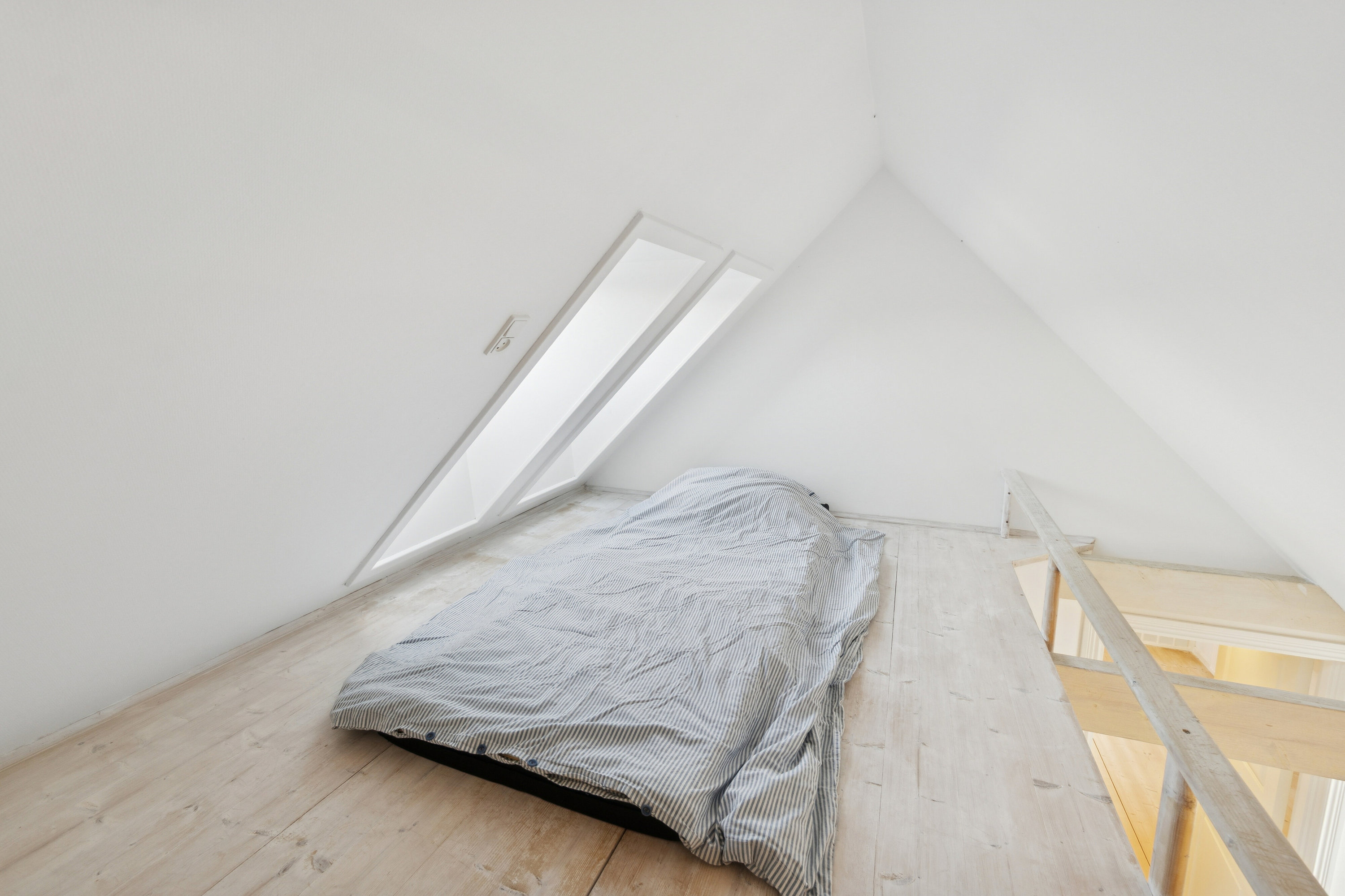 Fremhævet loft billede i fuldskærmstilstand. Billede af Østermarievej 14, Ibsker, 3740 Svaneke