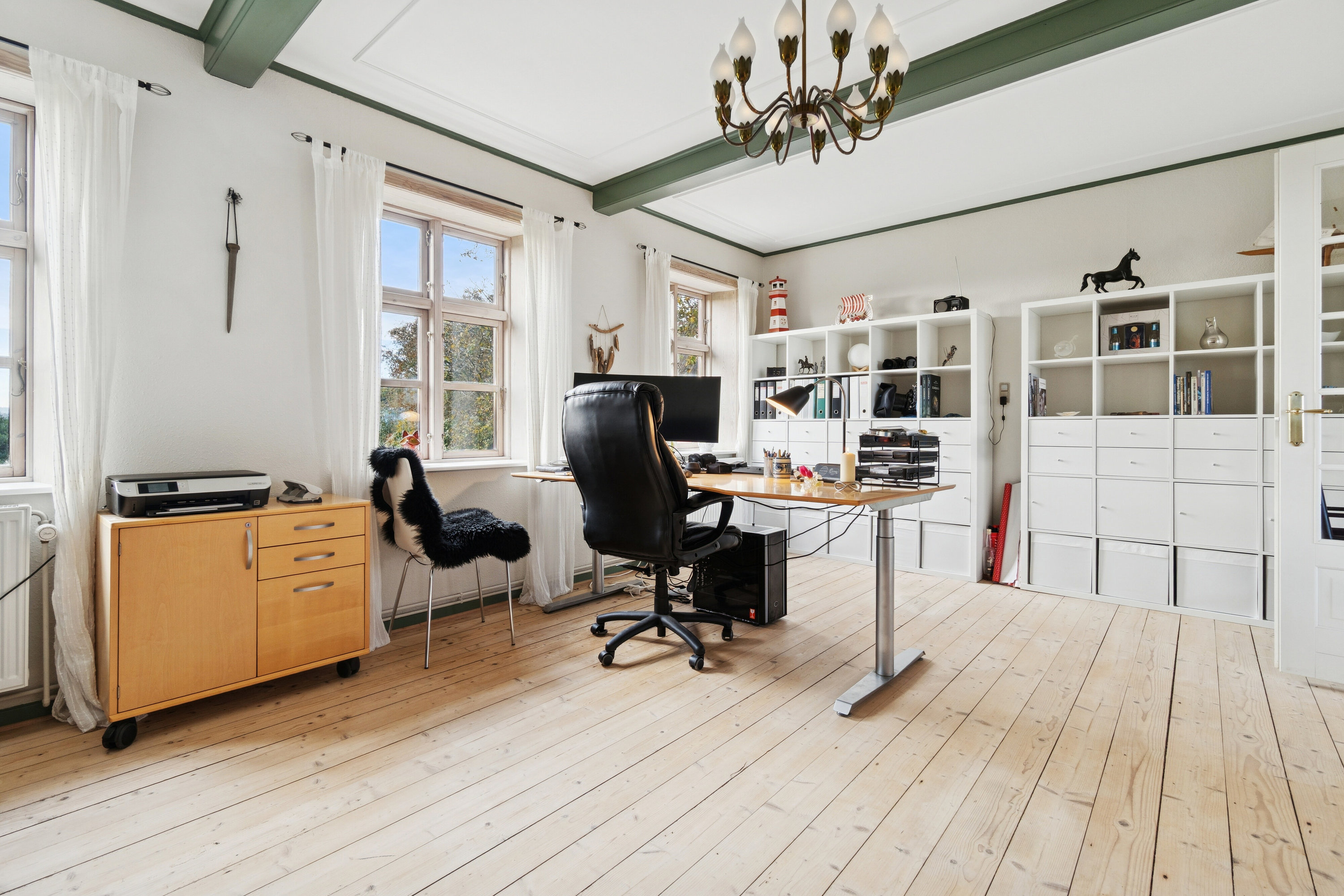 Fremhævet arbejdsværelse billede i fuldskærmstilstand. Billede af Østermarievej 14, Ibsker, 3740 Svaneke