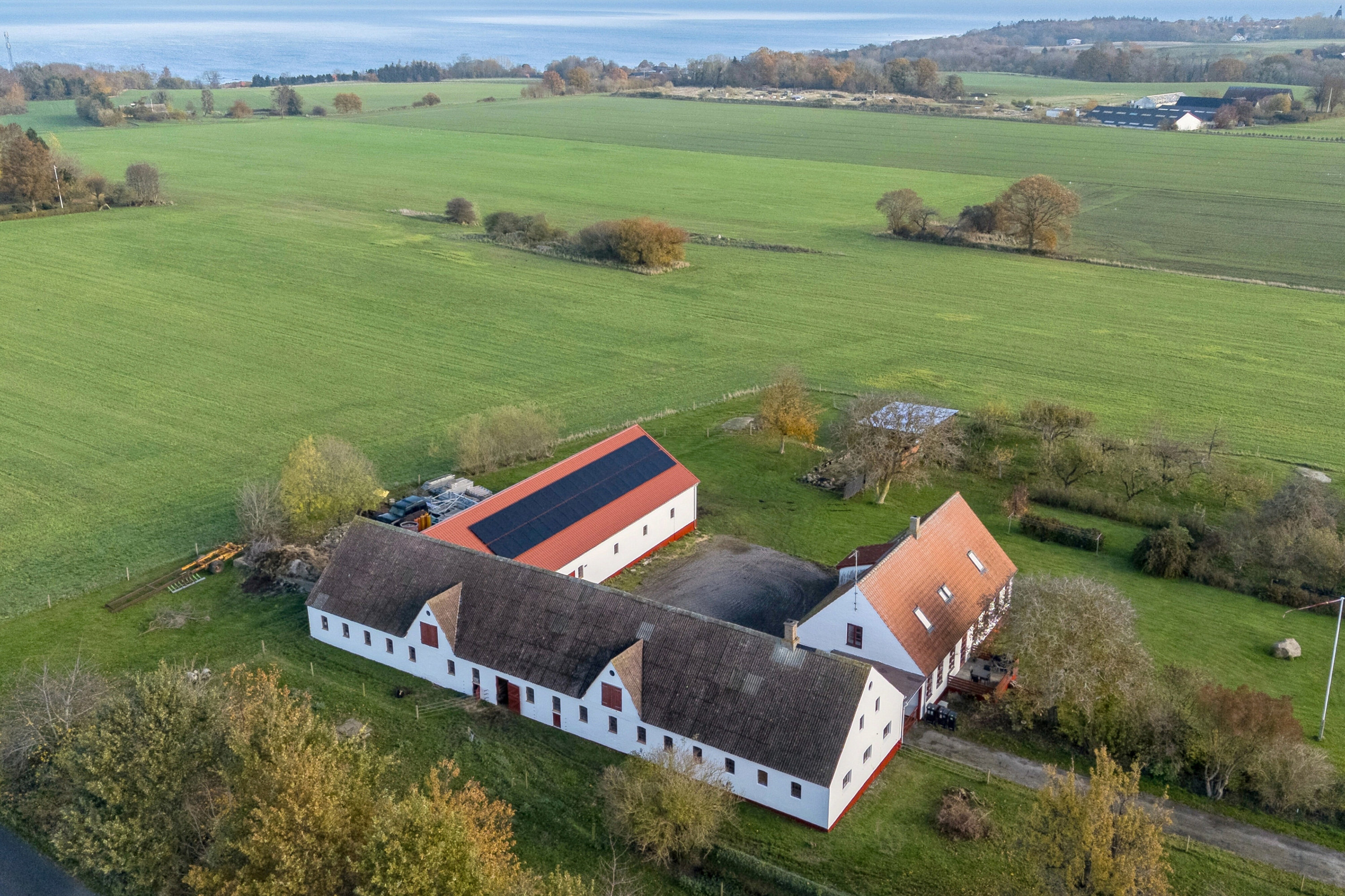 Fremhævet luftfoto billede i fuldskærmstilstand. Billede af Østermarievej 14, Ibsker, 3740 Svaneke