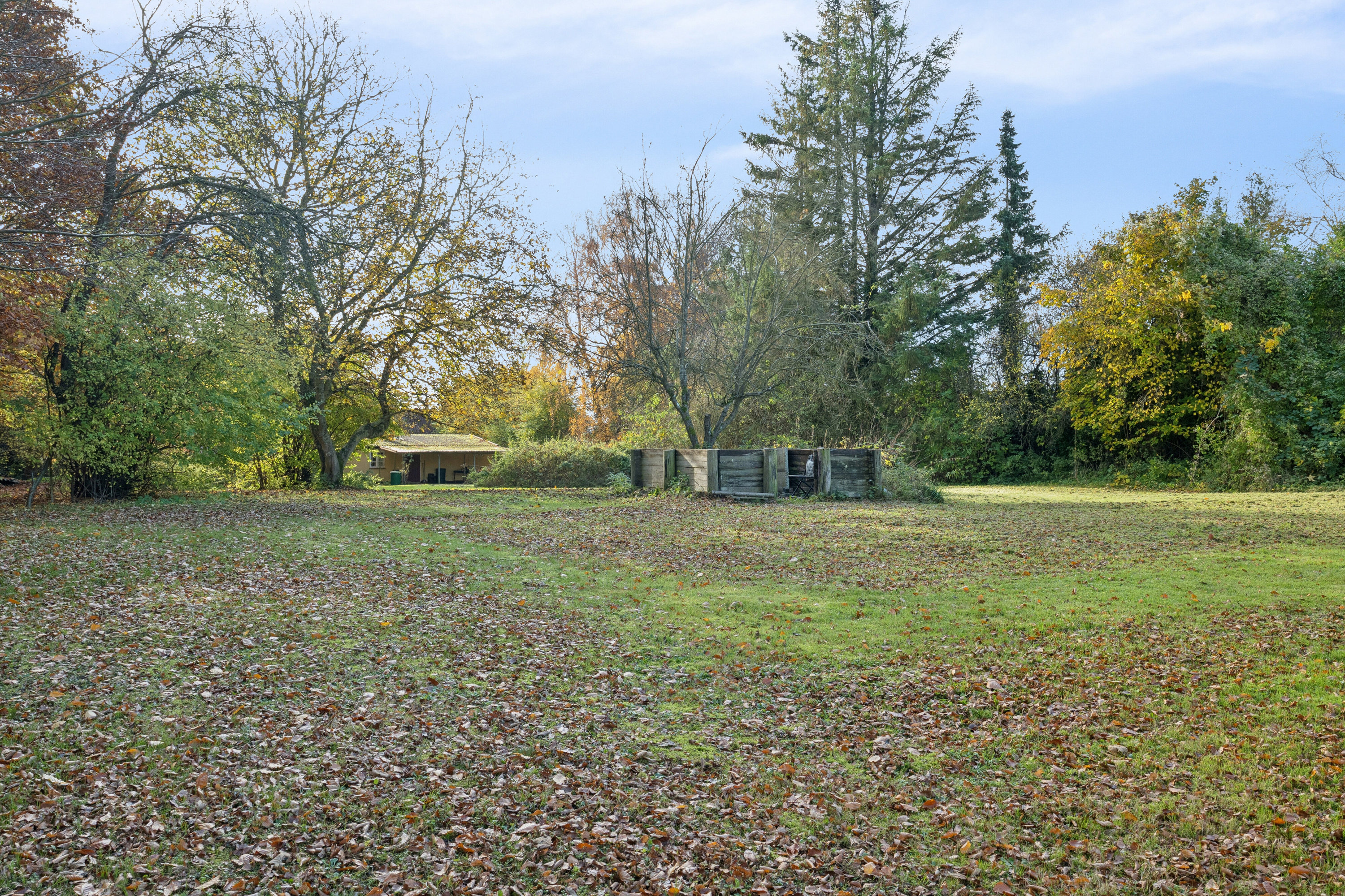 Fremhævet udendørs billede i fuldskærmstilstand. Billede af Ørslevvej 243, 4735 Mern