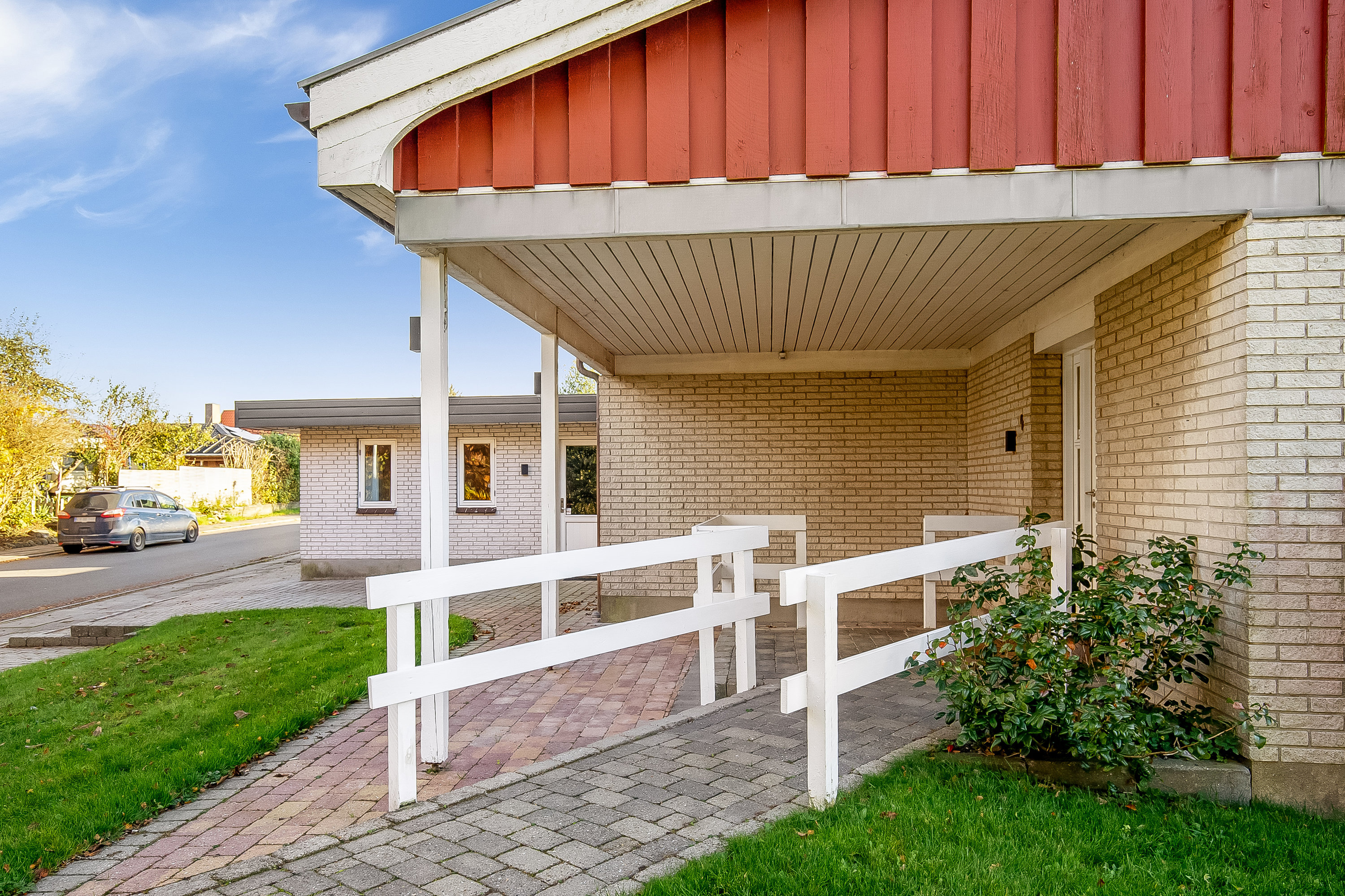 Fremhævet indgangsparti billede i fuldskærmstilstand. Billede af Østervang 4, Assendrup, 7120 Vejle Øst