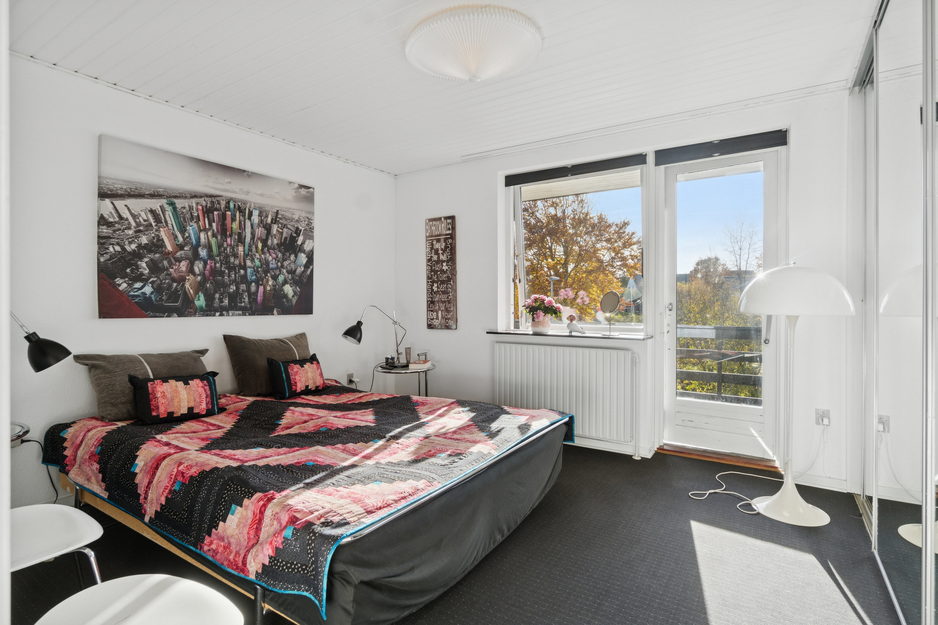 Fremhævet soveværelse billede i fuldskærmstilstand. Billede af Risumvej 36, 8600 Silkeborg