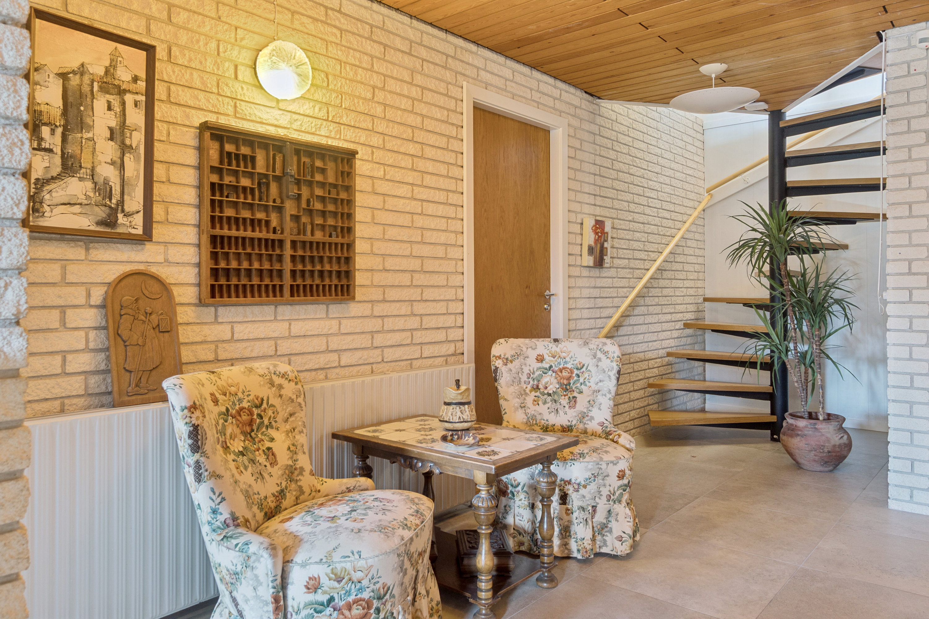 Fremhævet gang billede i fuldskærmstilstand. Billede af Risumvej 36, 8600 Silkeborg