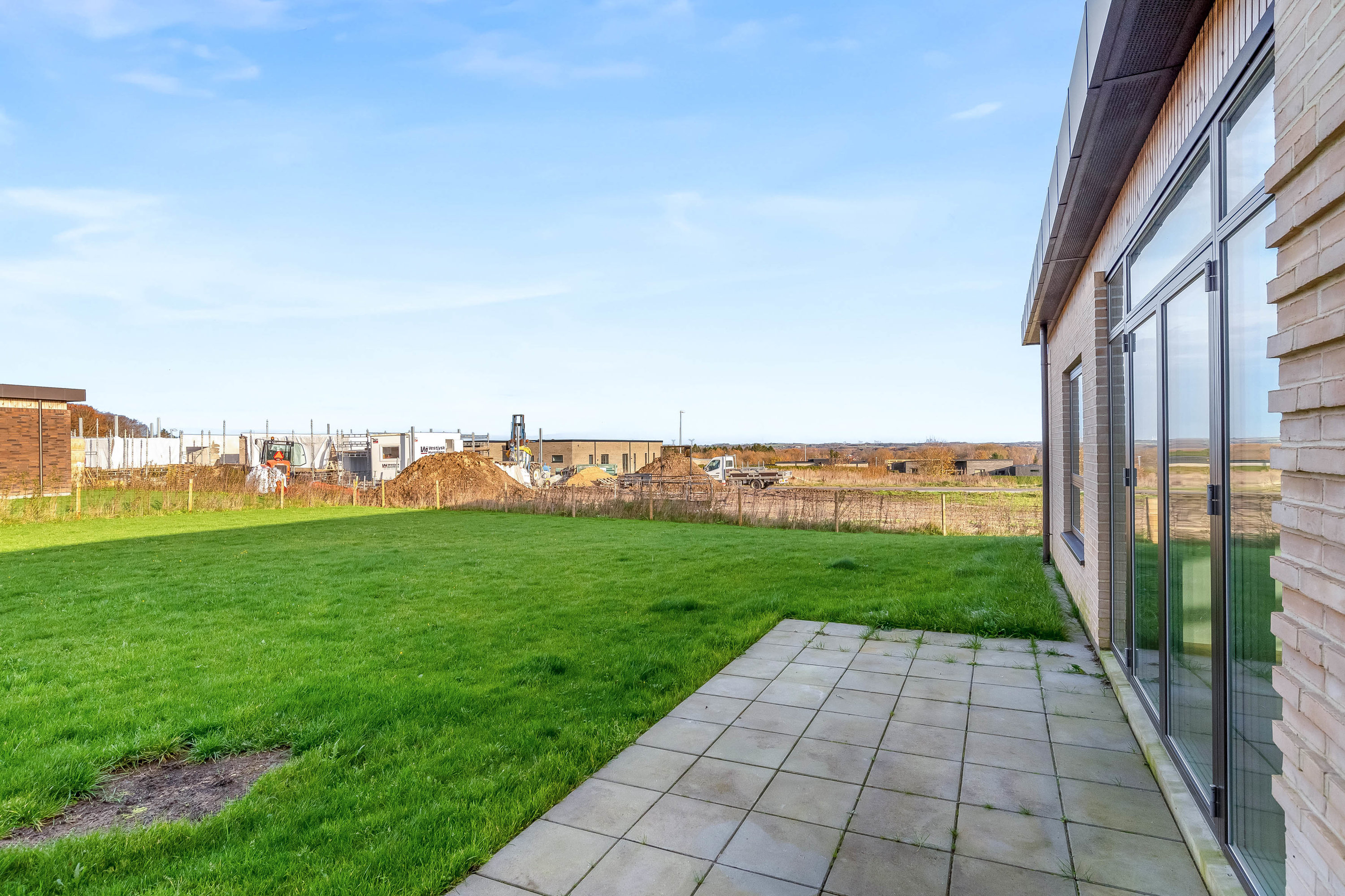 Fremhævet terrasse billede i fuldskærmstilstand. Billede af Under Hylden 24, Halgårde, 7500 Holstebro