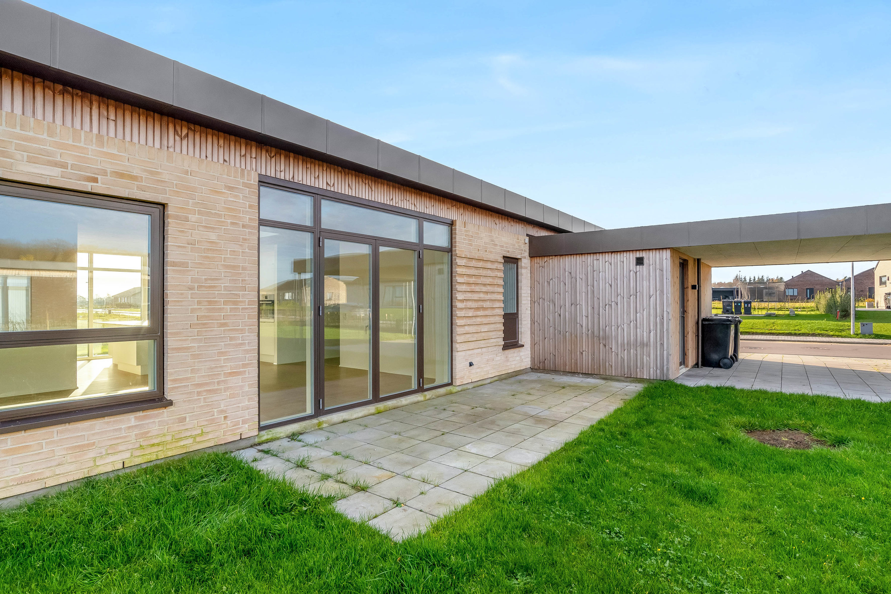 Fremhævet terrasse billede i fuldskærmstilstand. Billede af Under Hylden 24, Halgårde, 7500 Holstebro