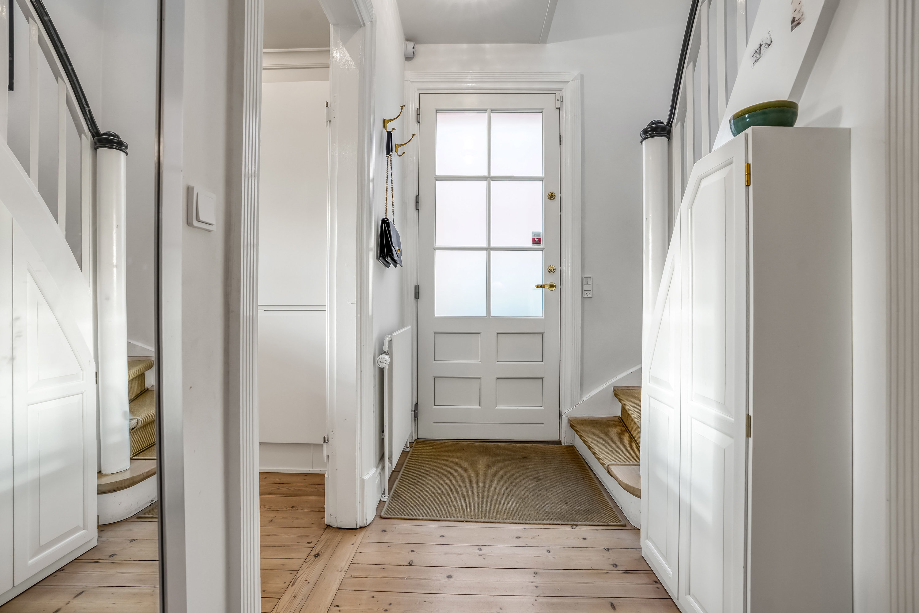 Fremhævet entré billede i fuldskærmstilstand. Billede af Chr. Richardts Vej 43, 5230 Odense M