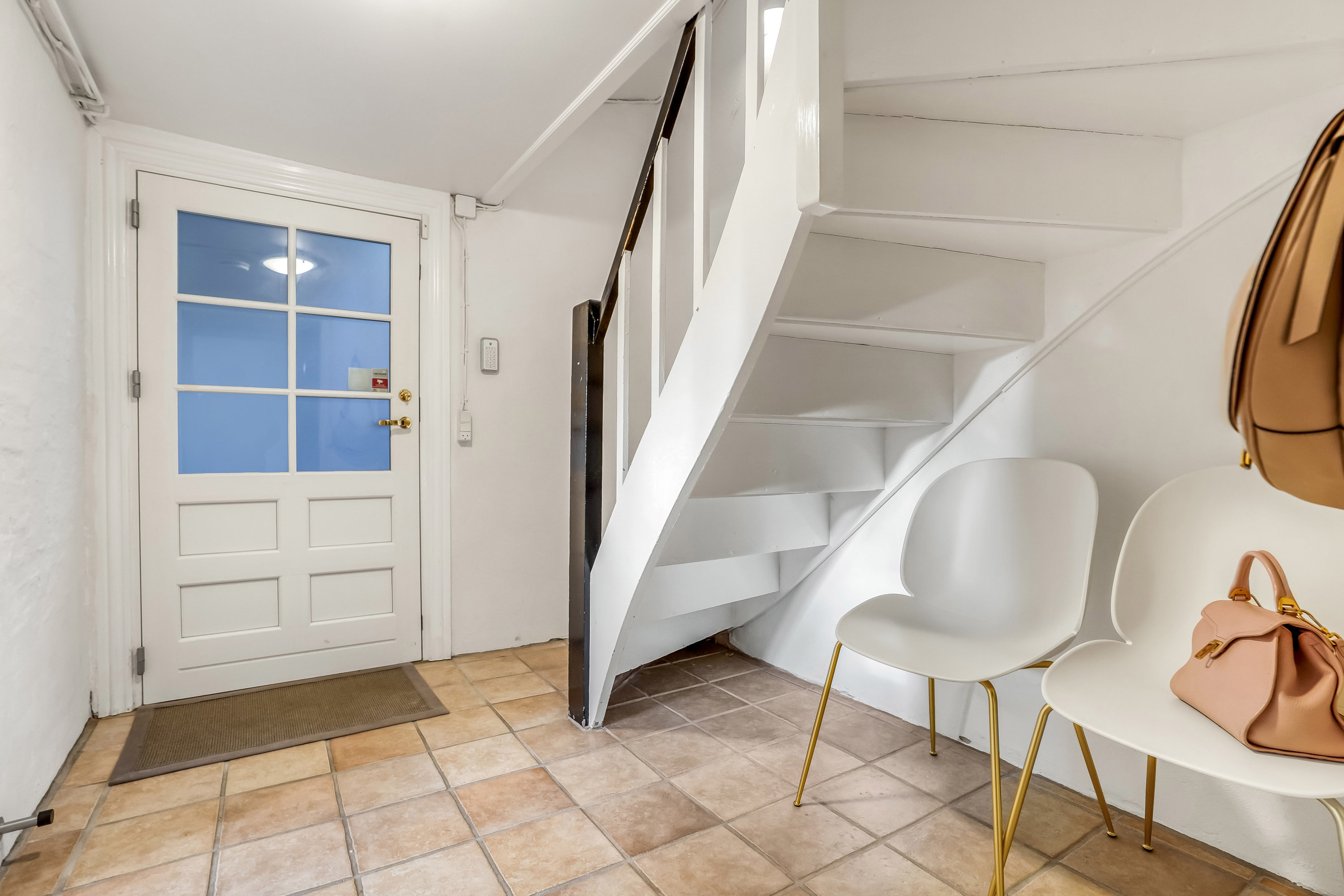 Fremhævet entré billede i fuldskærmstilstand. Billede af Chr. Richardts Vej 43, 5230 Odense M